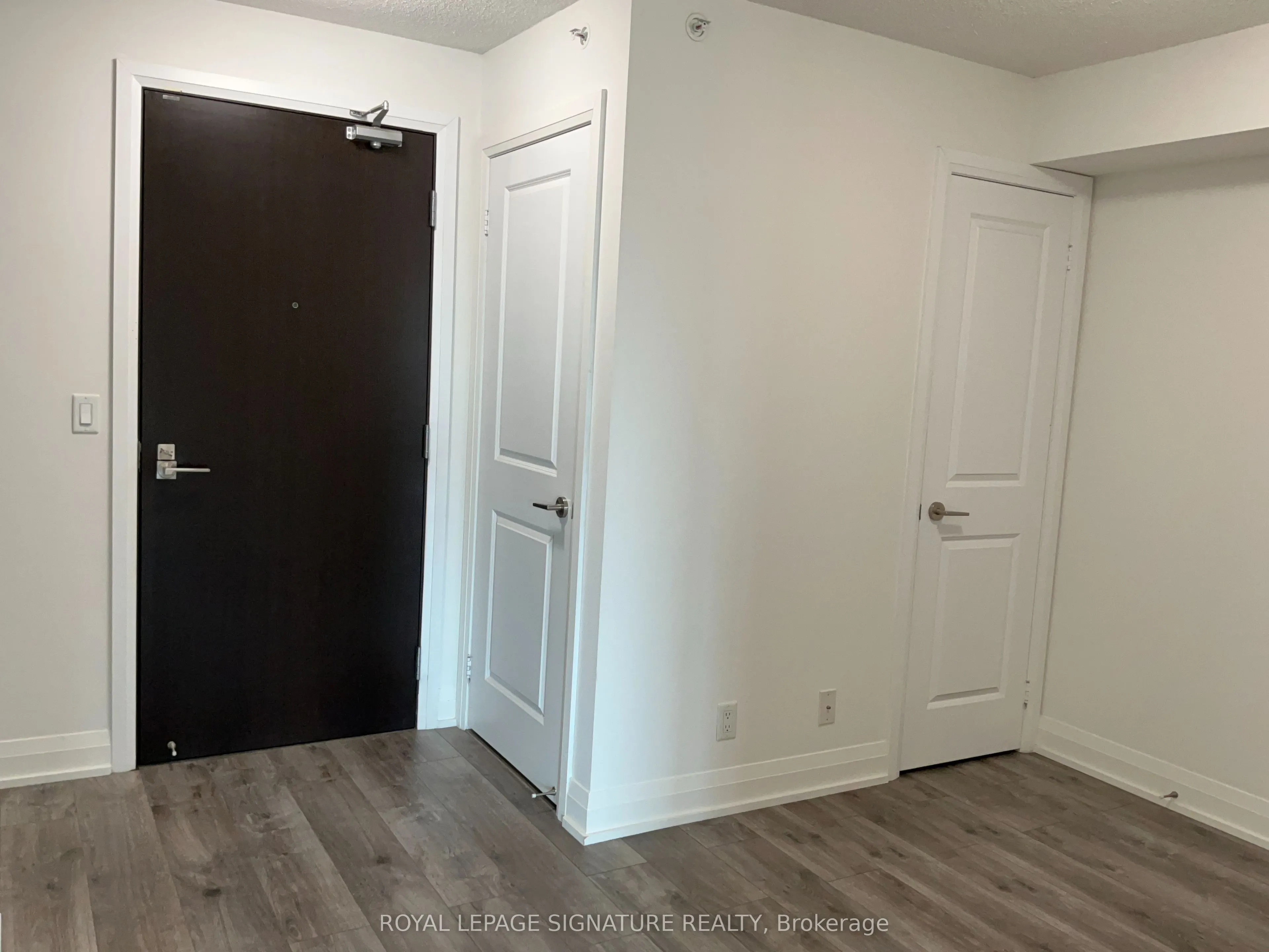 372 Hwy 7 E, #306