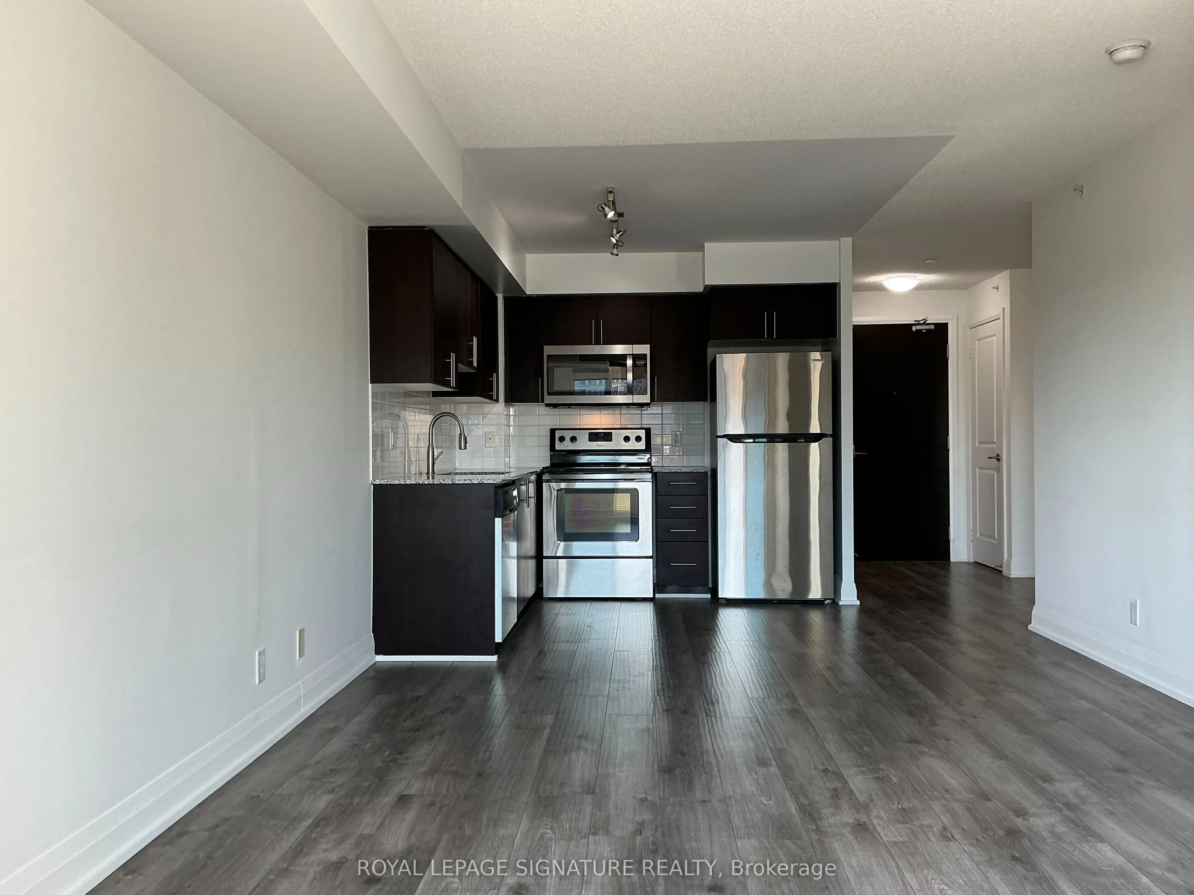 372 Hwy 7 E, #306