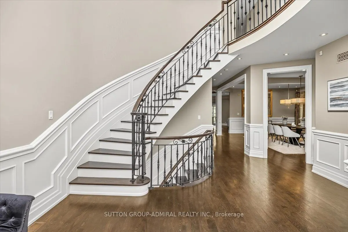 108 MacArthur Drive