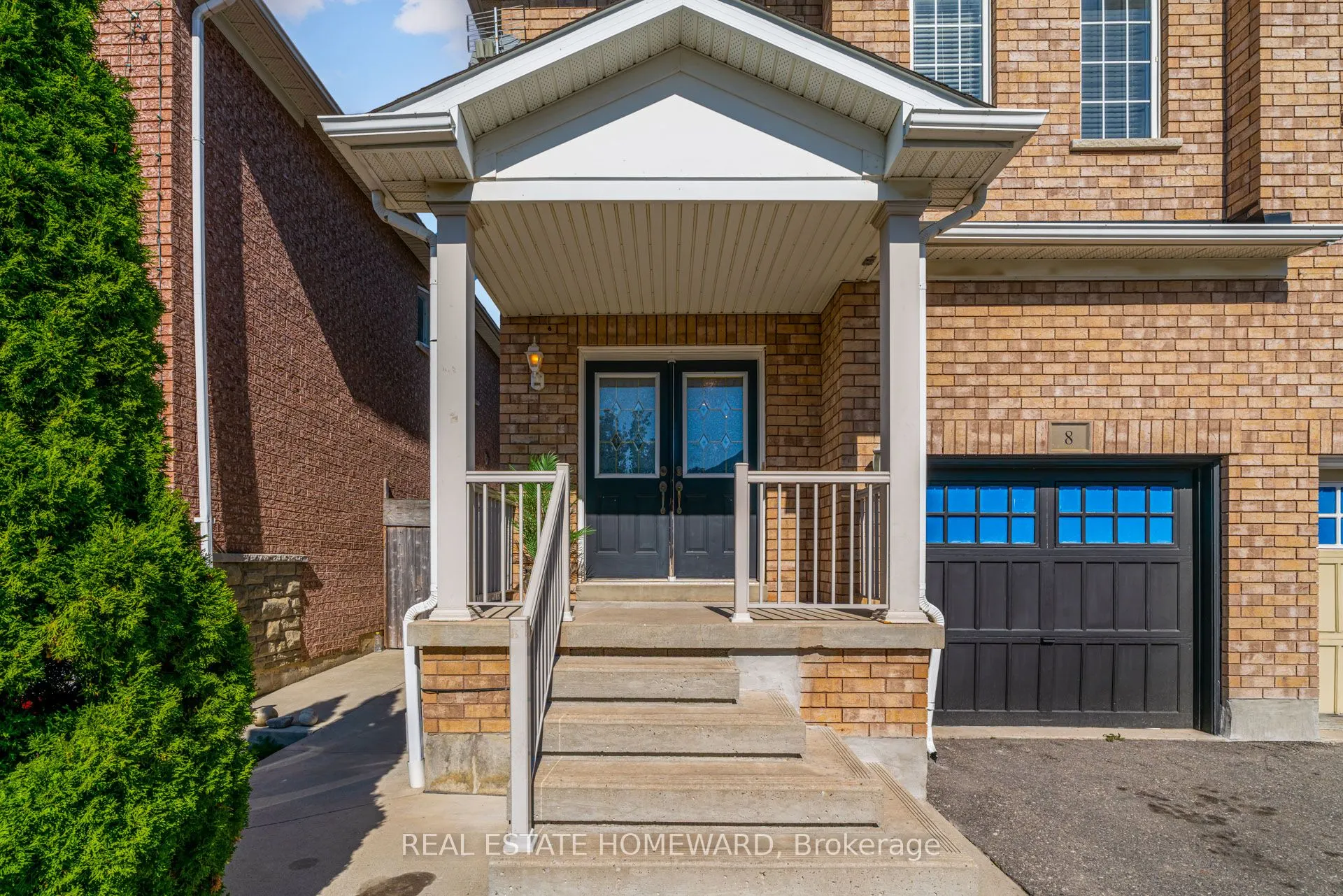 8 Ozner Crescent