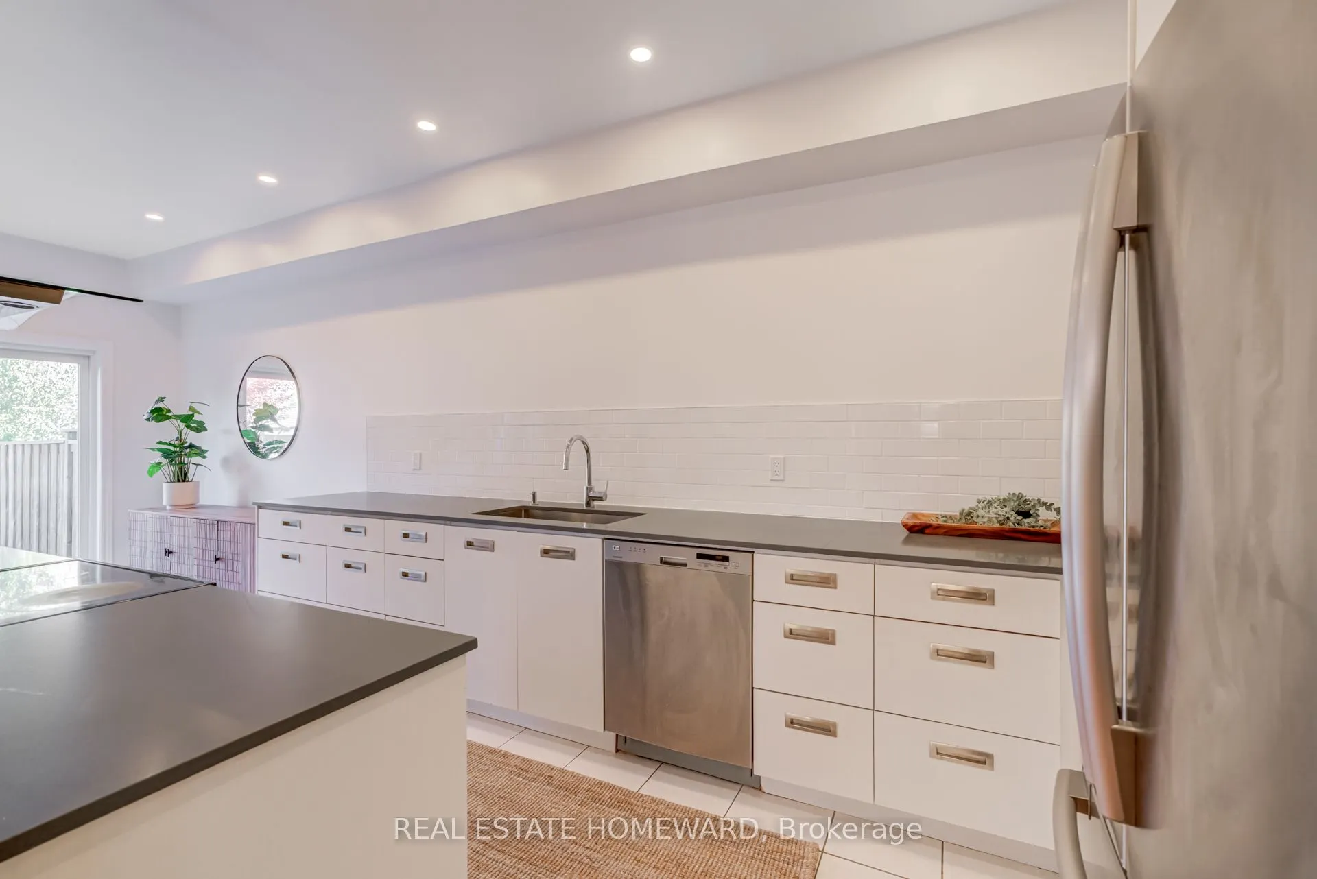 8 Ozner Crescent