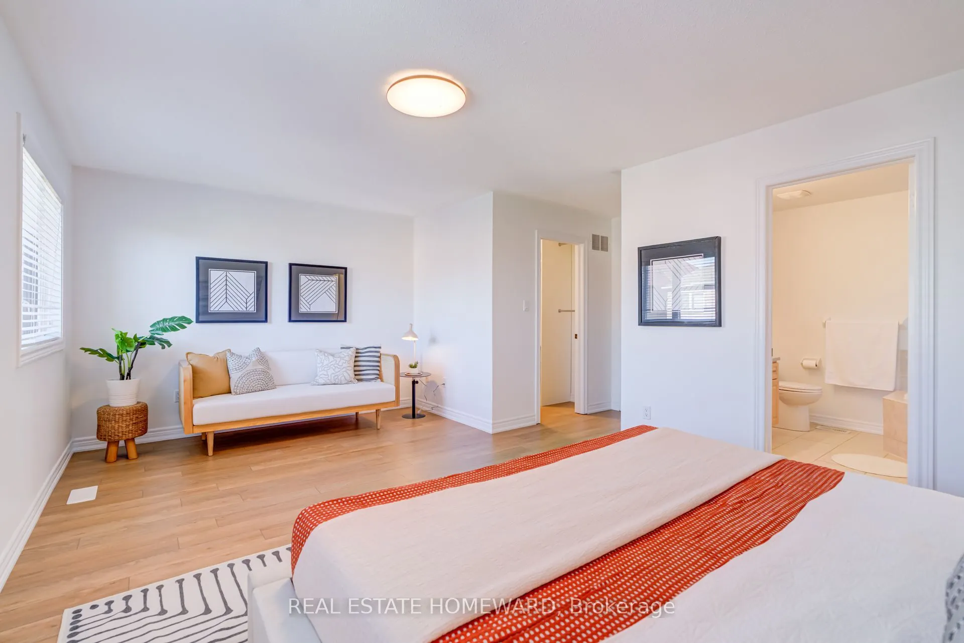 8 Ozner Crescent