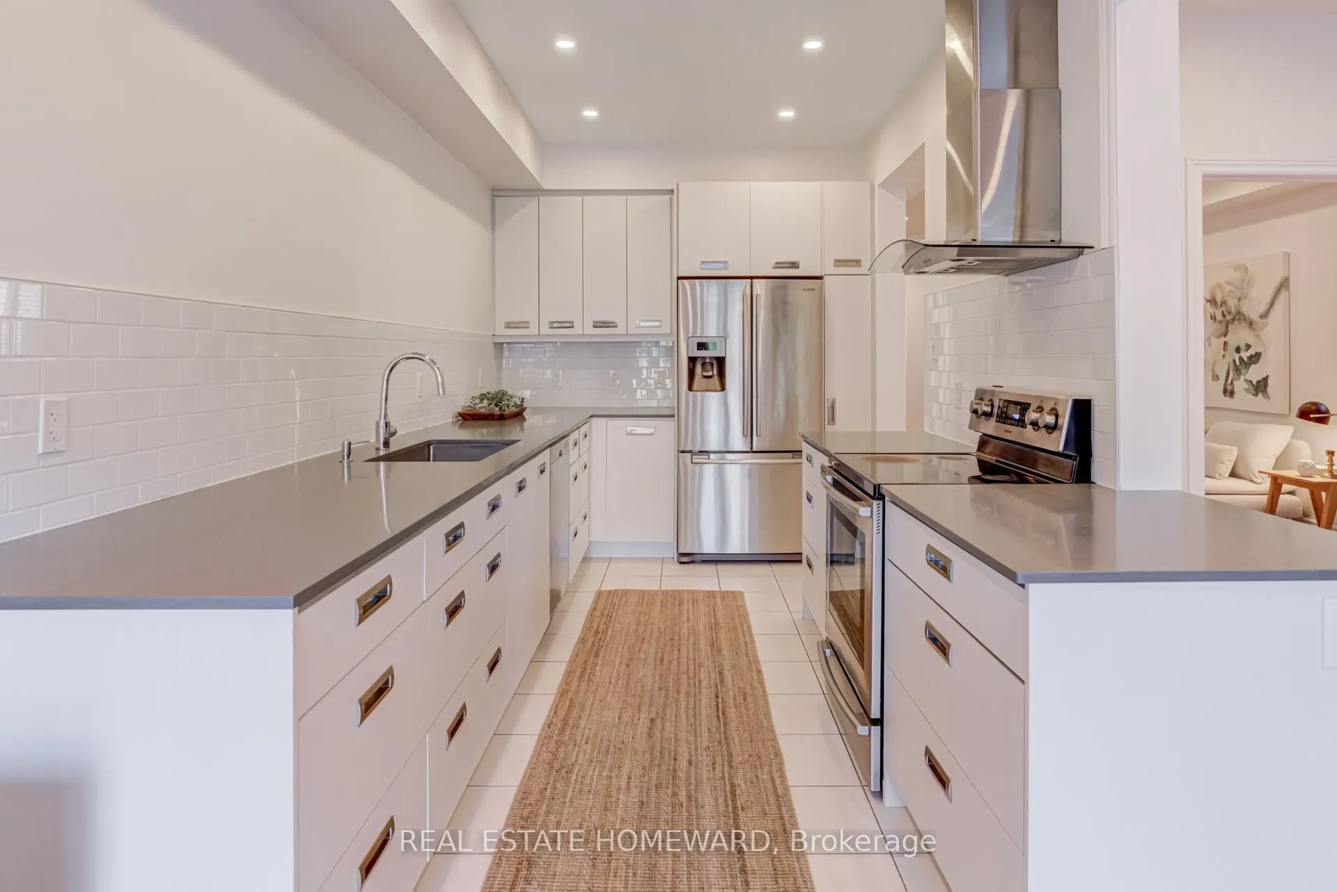 8 Ozner Crescent