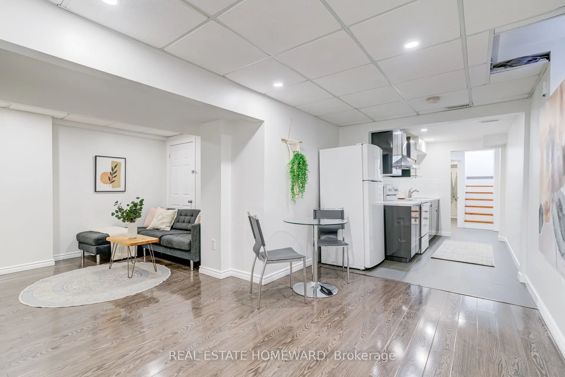 8 Ozner Crescent