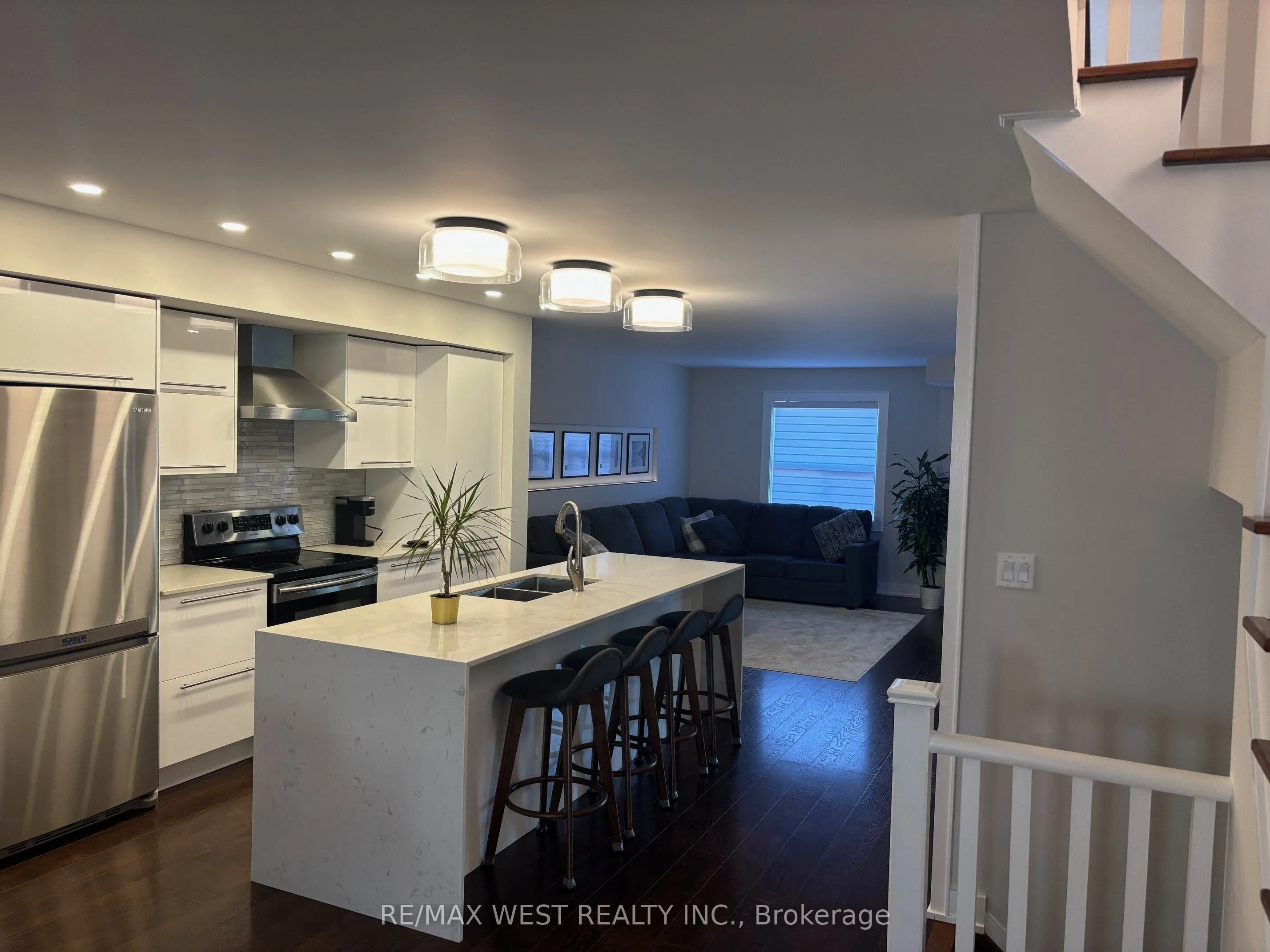 10 Villa Antica Drive