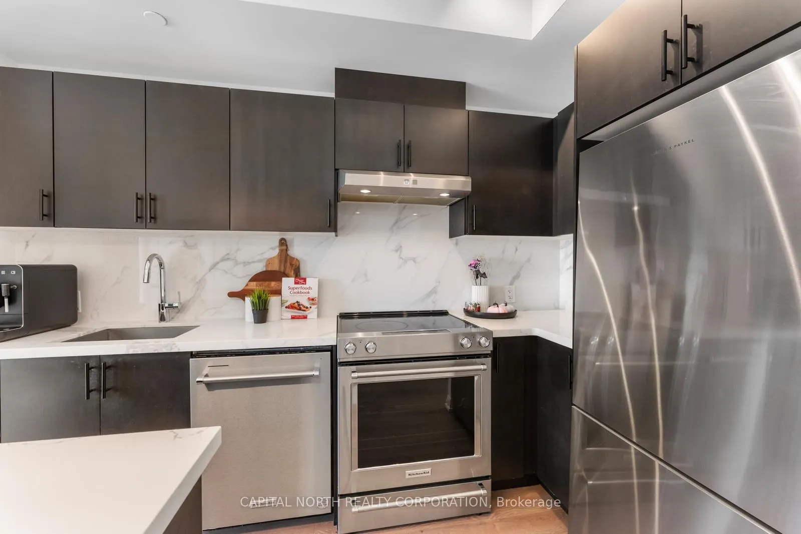 9000 Jane Street, #2114