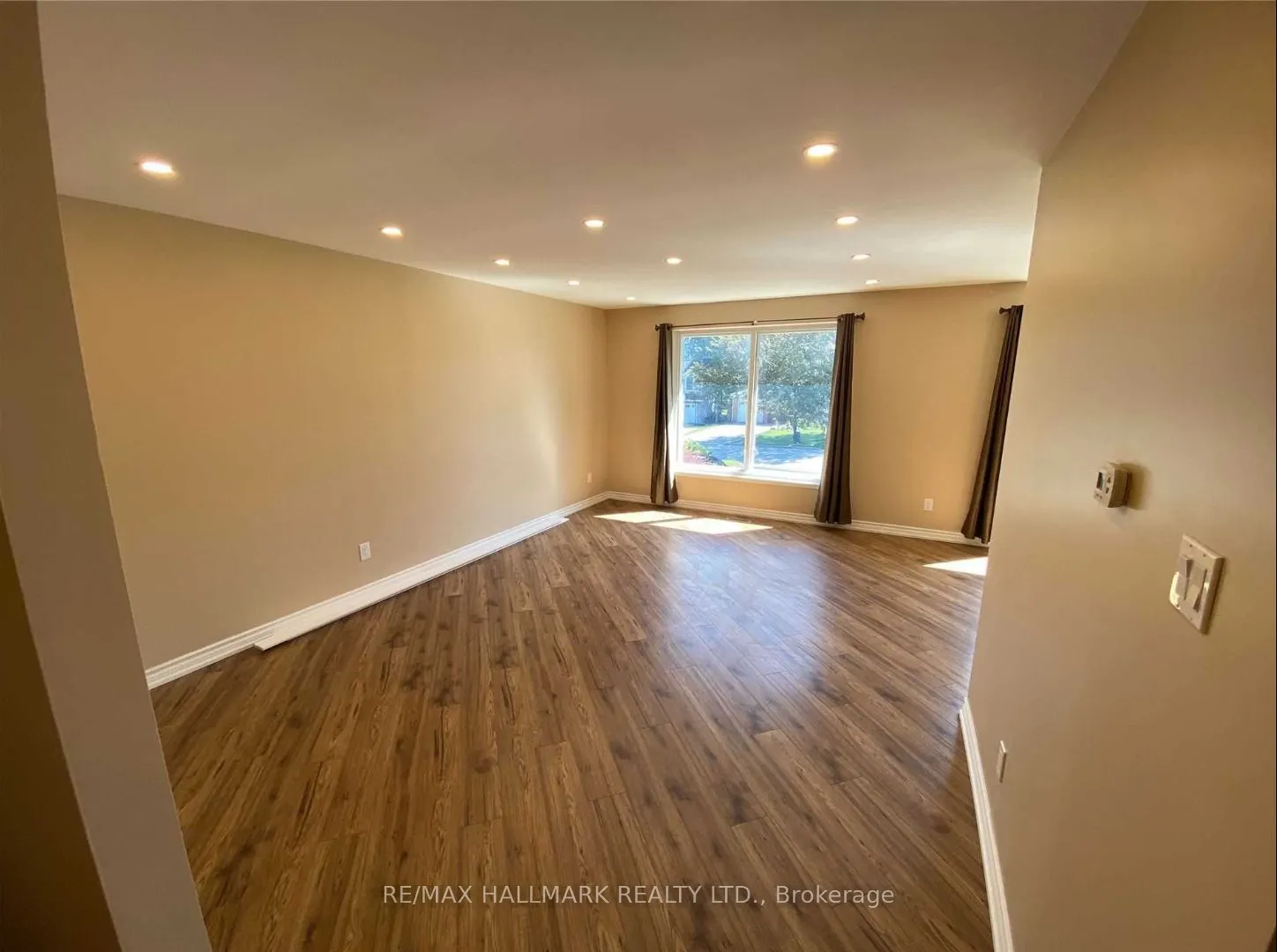331 Roywood Crescent, #MAIN