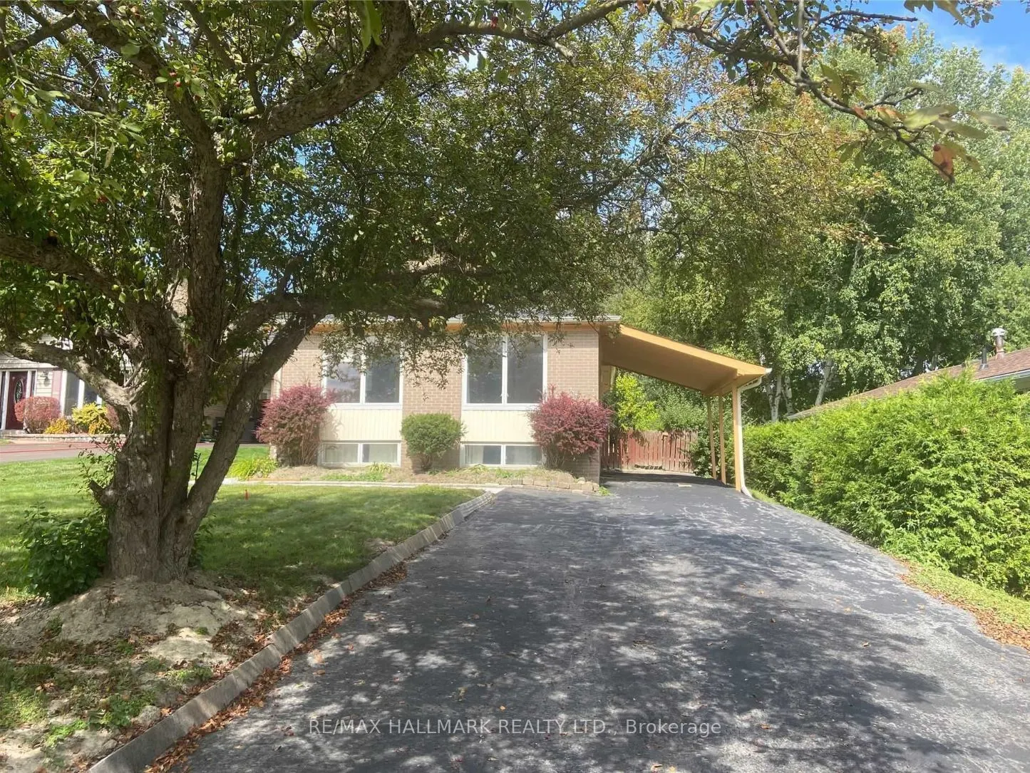 331 Roywood Crescent, #MAIN
