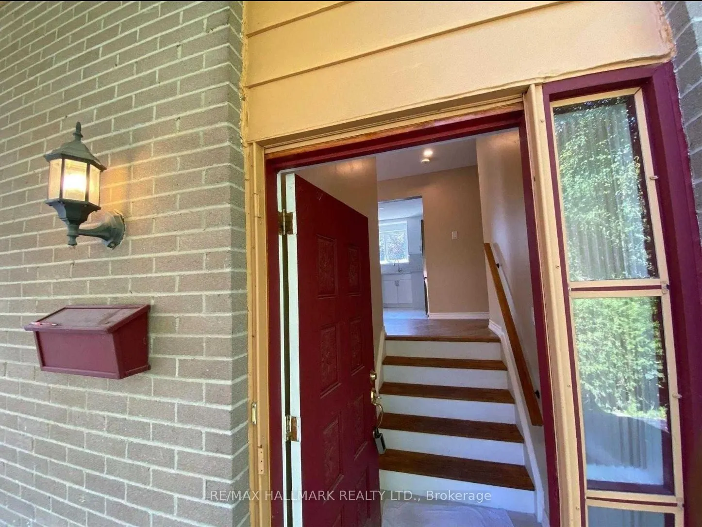 331 Roywood Crescent, #MAIN