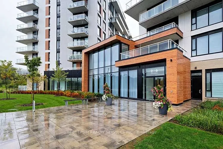 2 David Eyer Road, #122