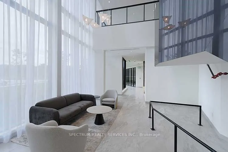 2 David Eyer Road, #122