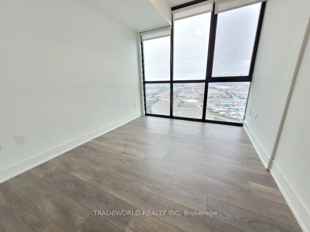 2916 Highway 7 Road, #3608