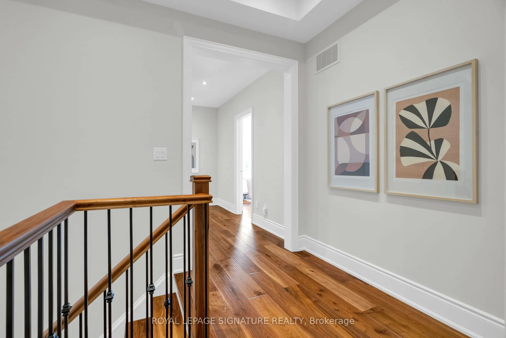 55 Glensteeple Trail