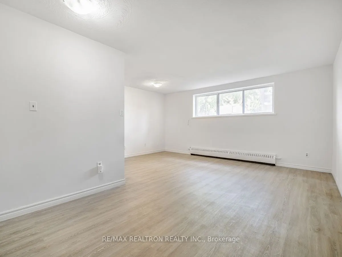165 Colborne Avenue, #102