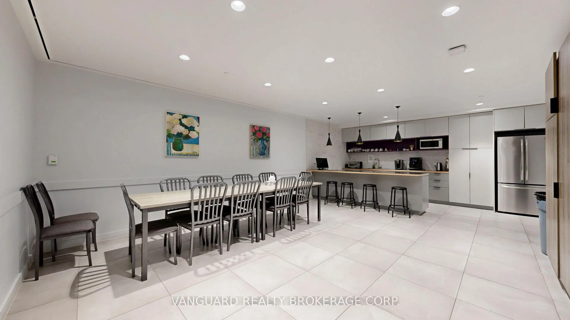 4040 Steeles Avenue, #2-4, 201-203