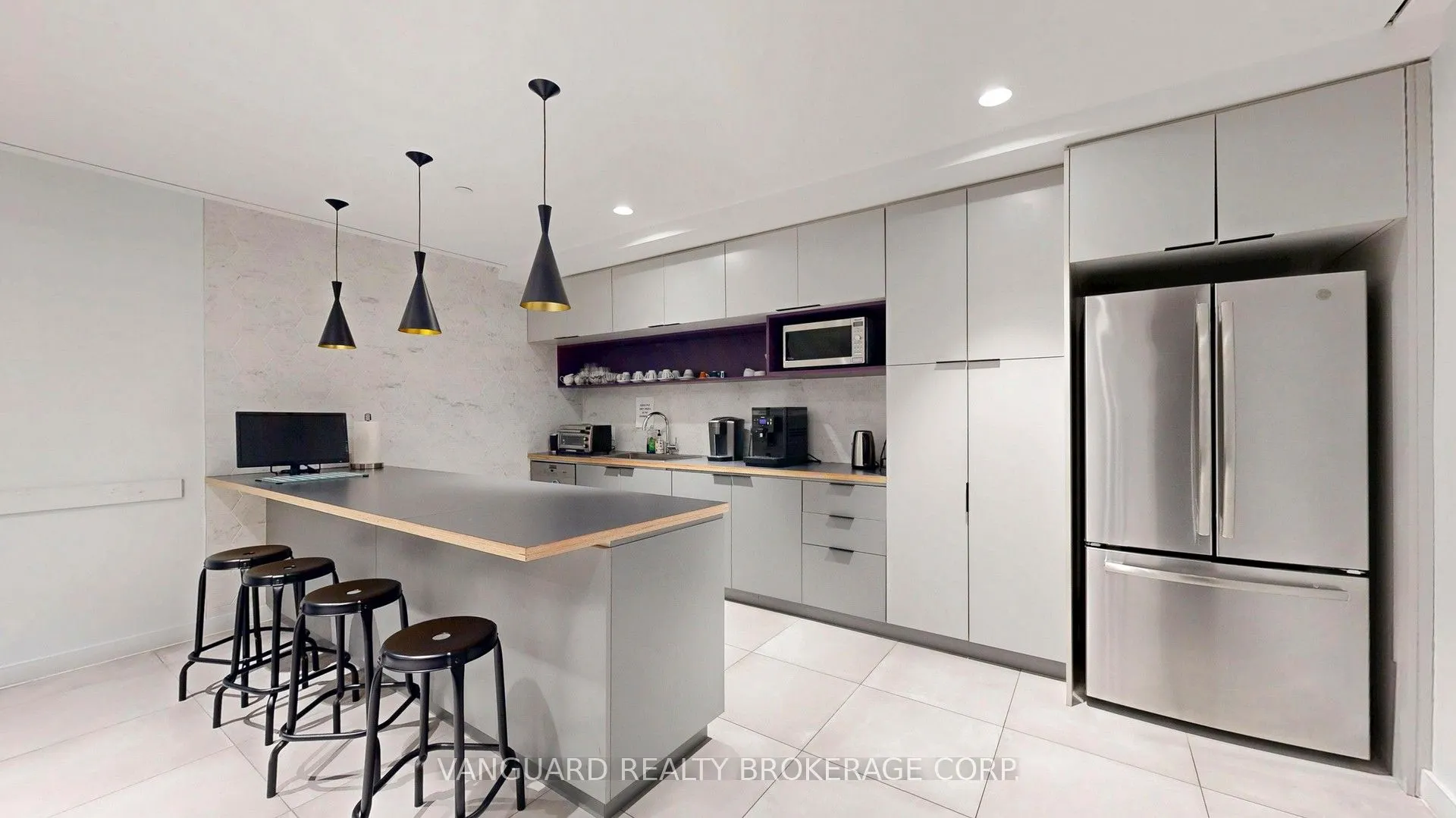 4040 Steeles Avenue, #2-4, 201-203