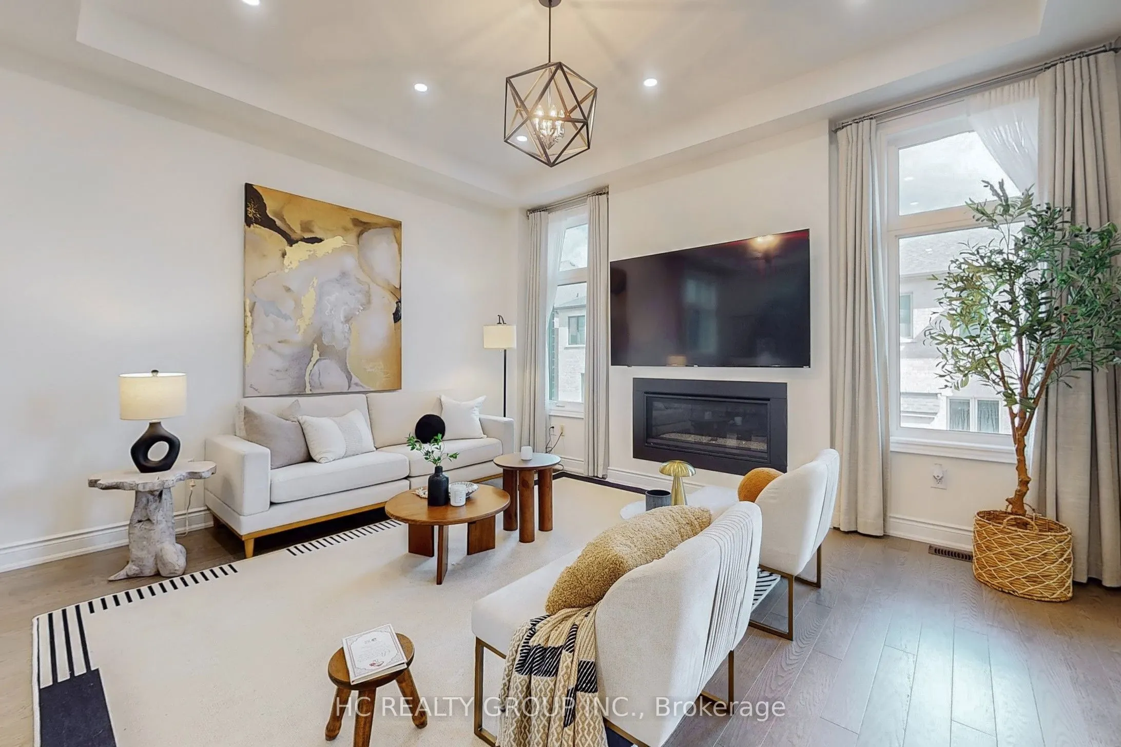 285 Beaverbrae Drive