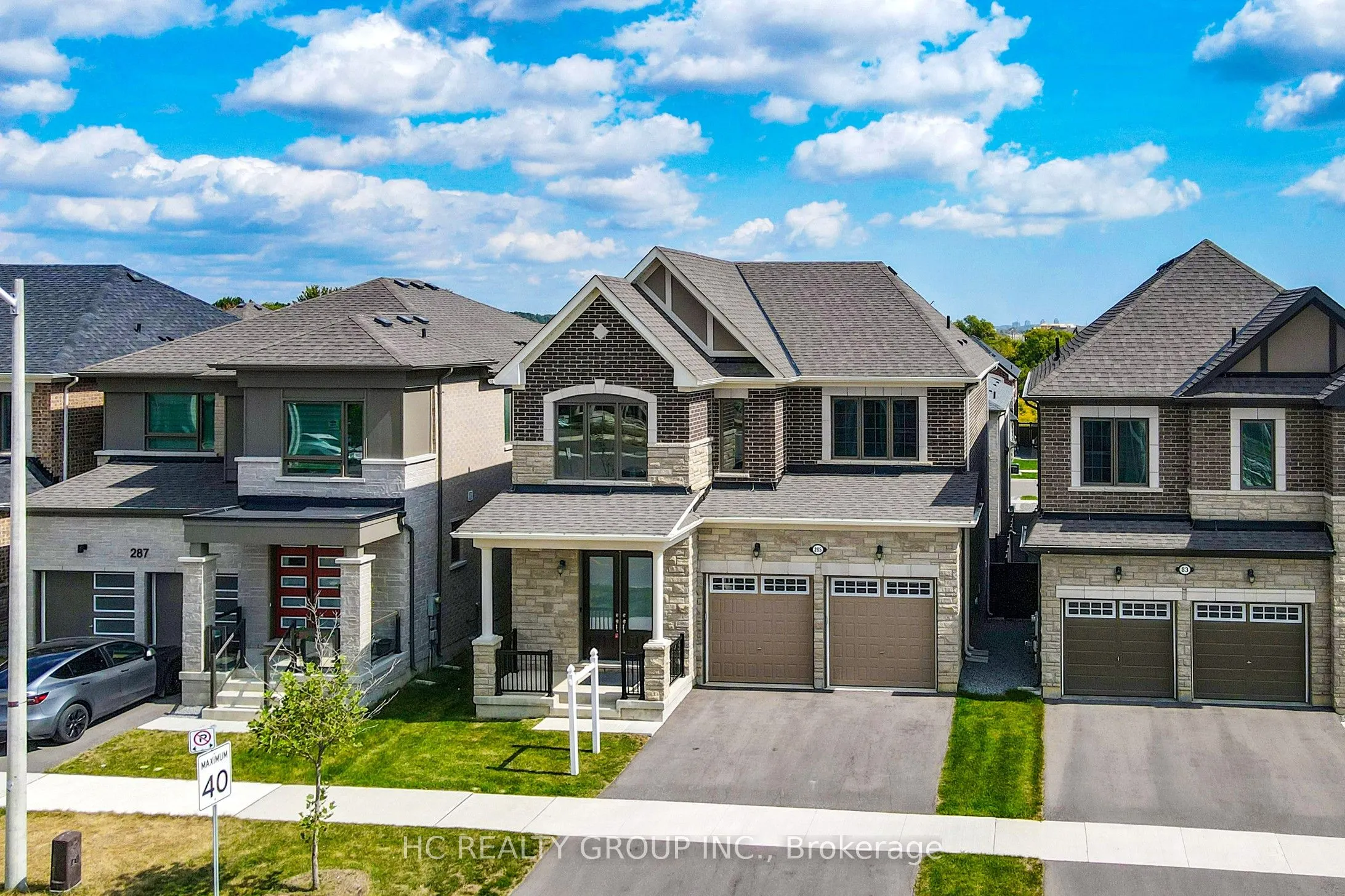 285 Beaverbrae Drive