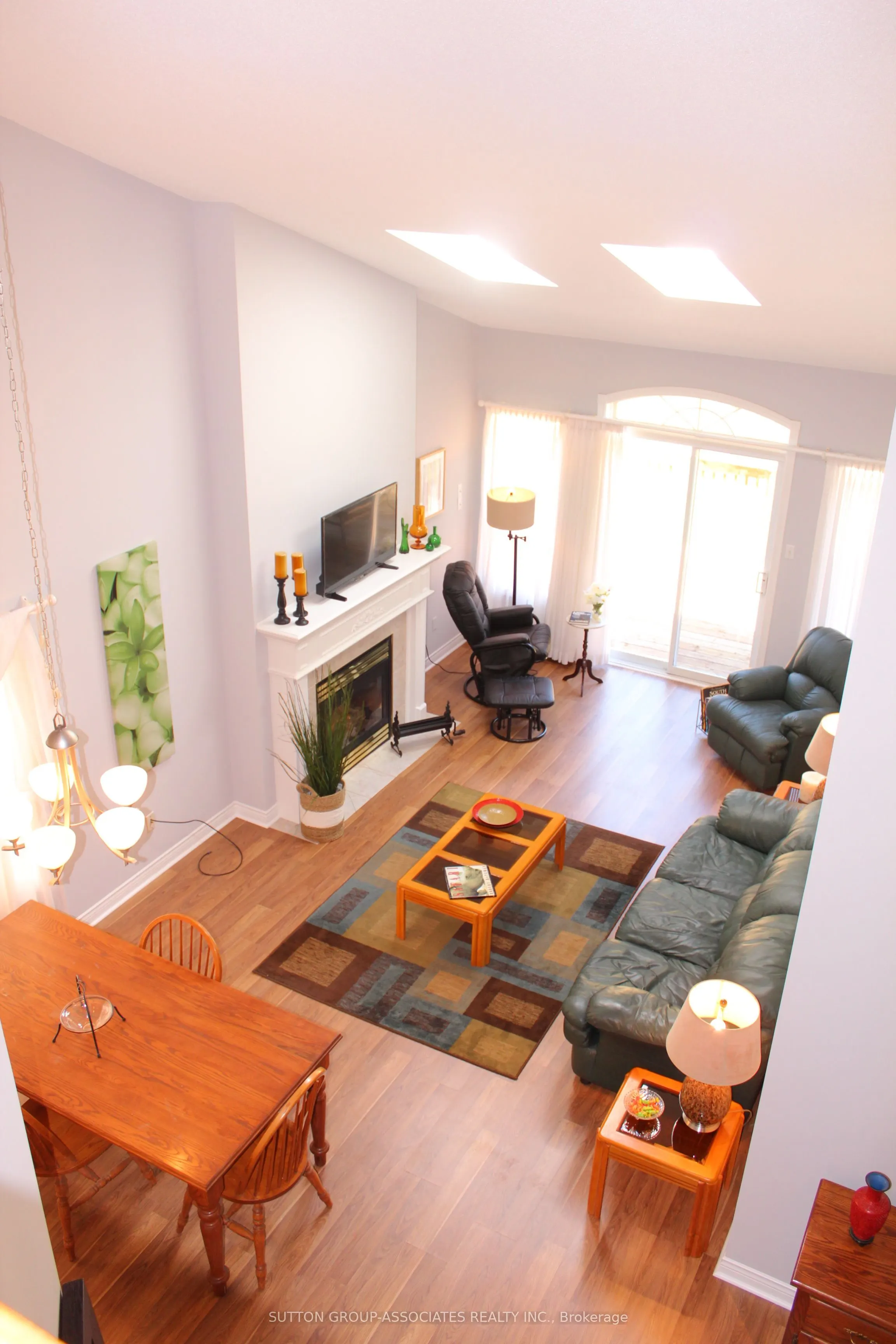 13 Sunset Boulevard, #7