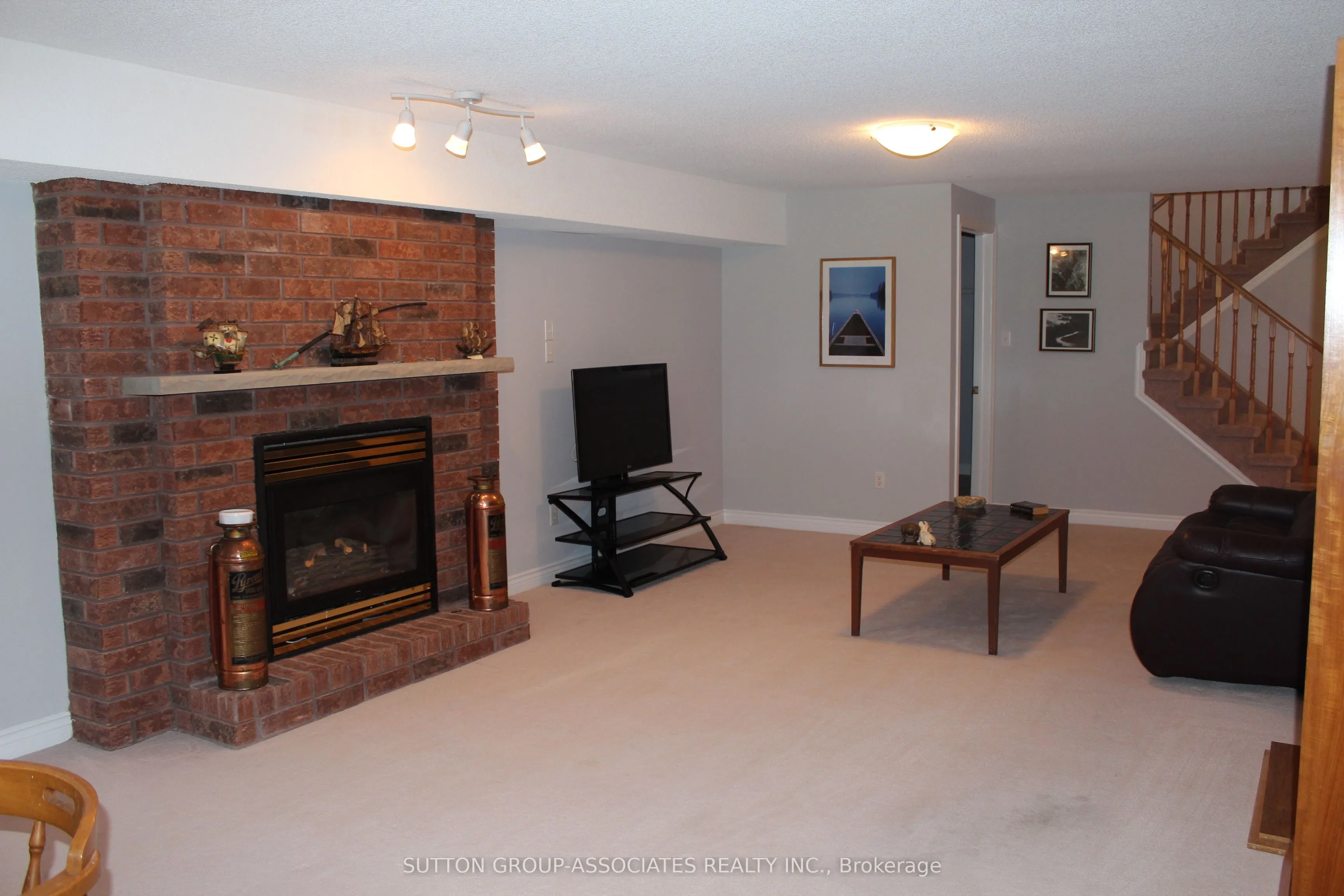 13 Sunset Boulevard, #7