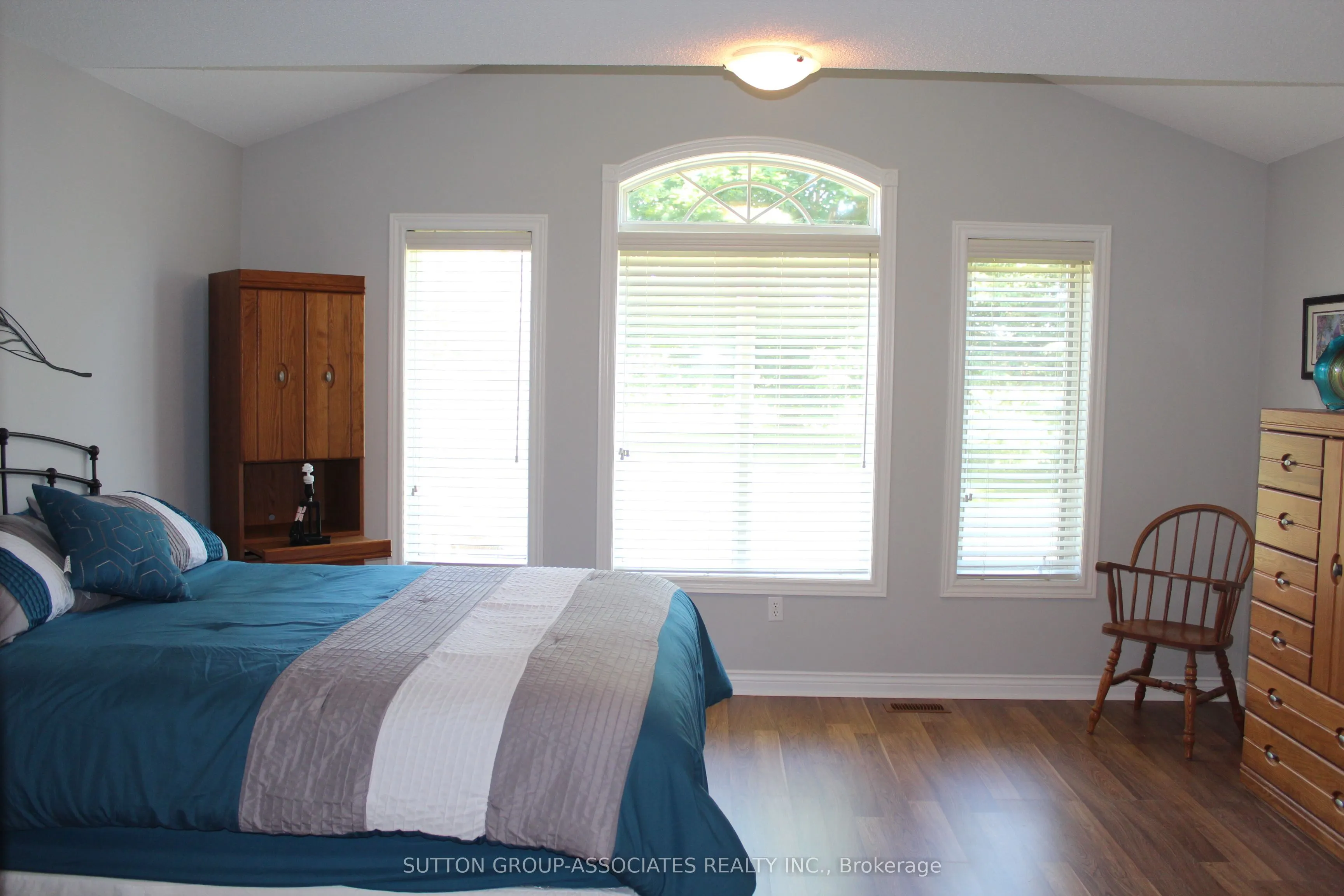 13 Sunset Boulevard, #7