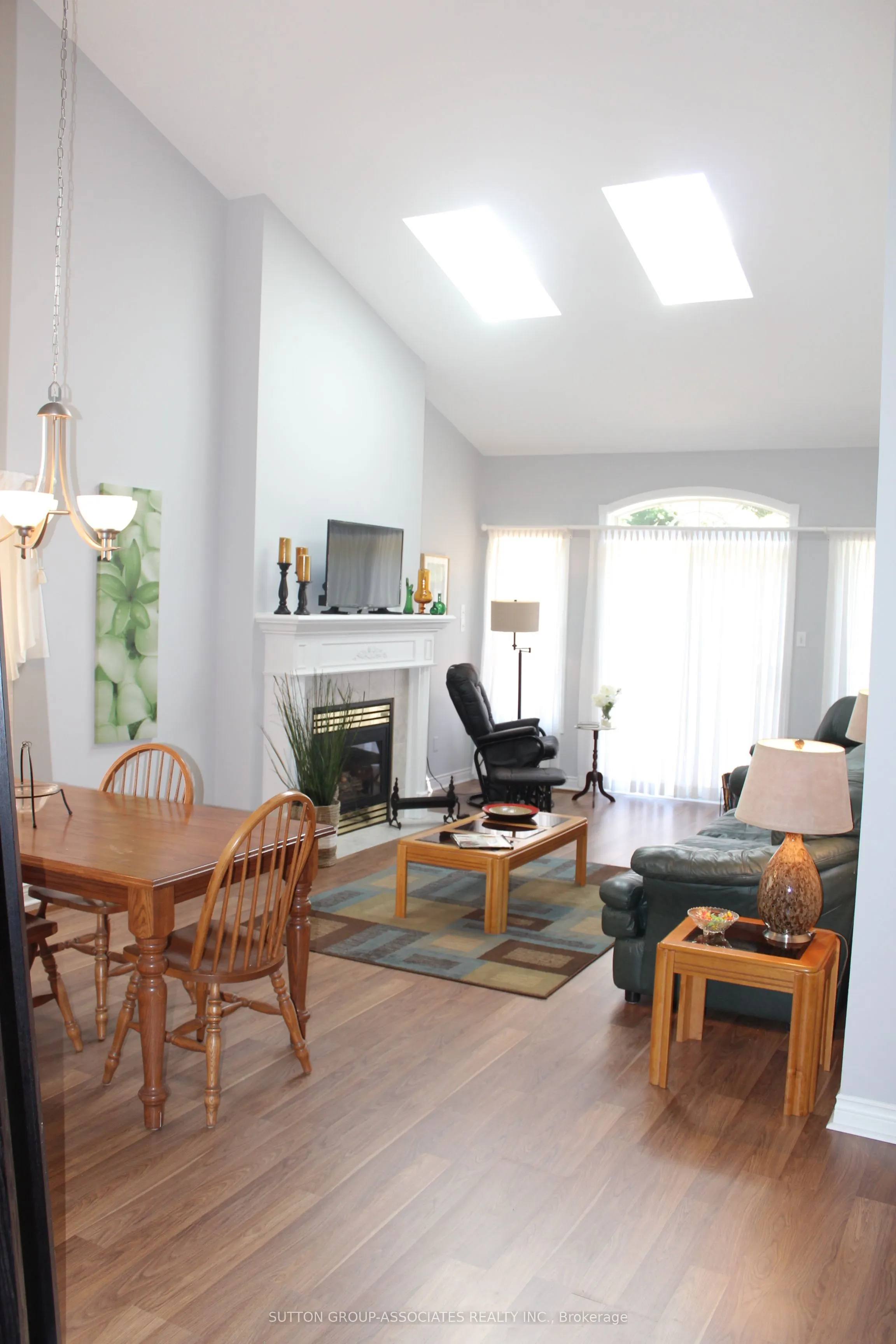 13 Sunset Boulevard, #7