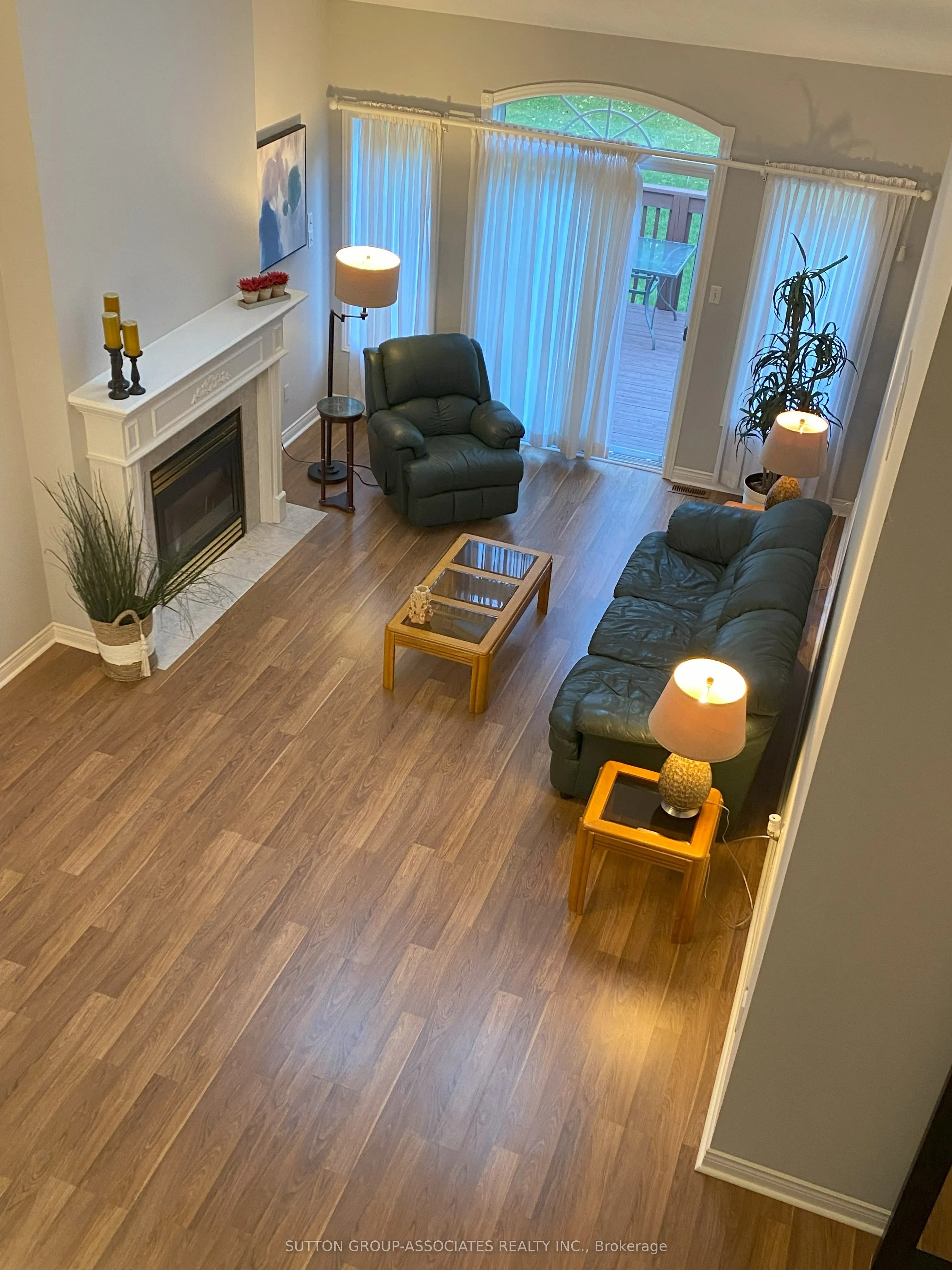 13 Sunset Boulevard, #7
