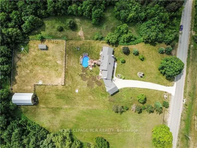 7425 Concession 2 Road
