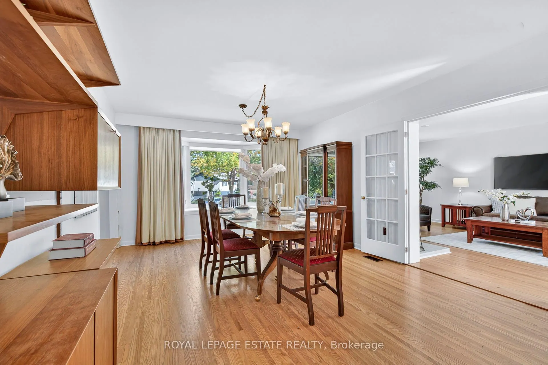 166 Kenvale Court
