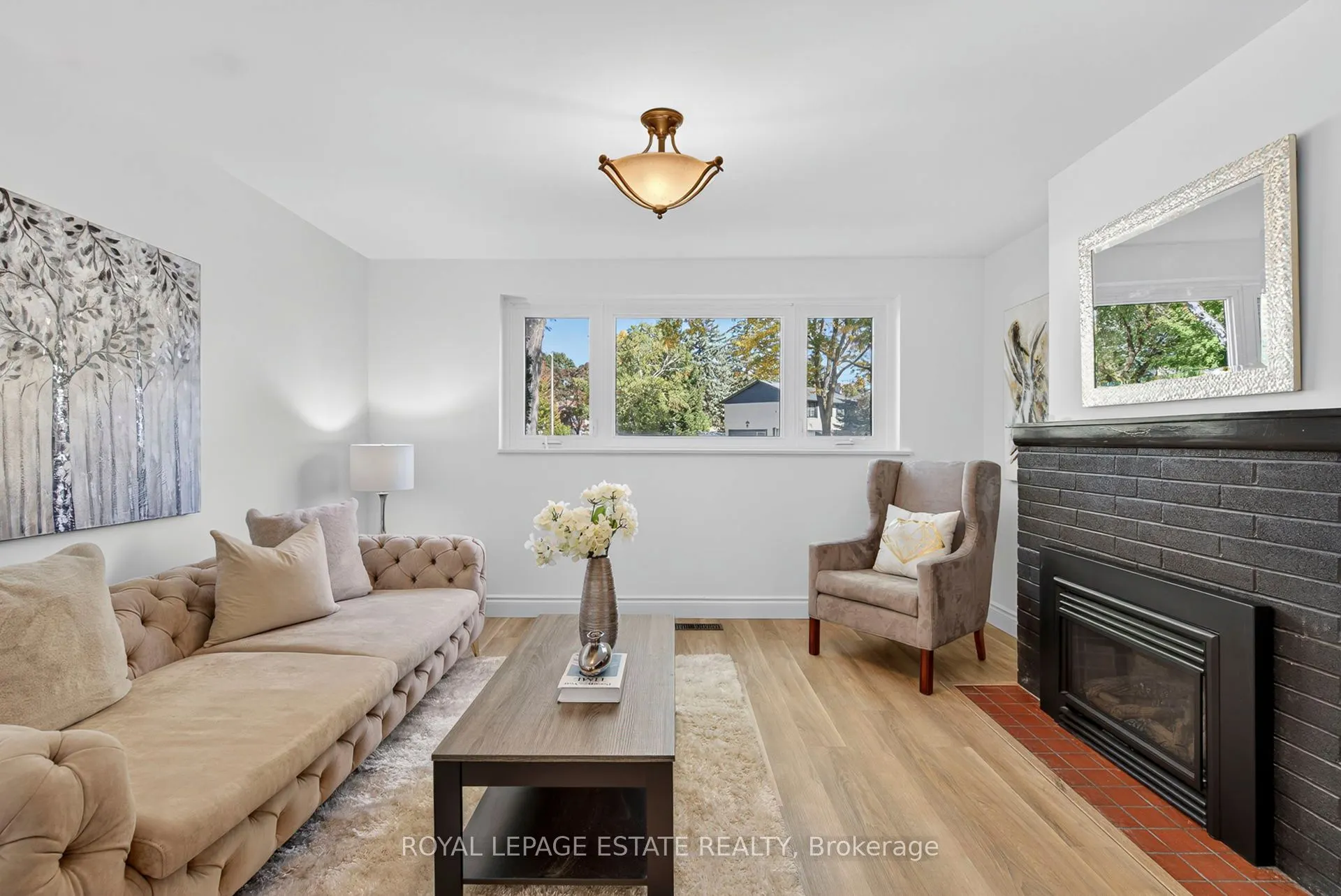 166 Kenvale Court