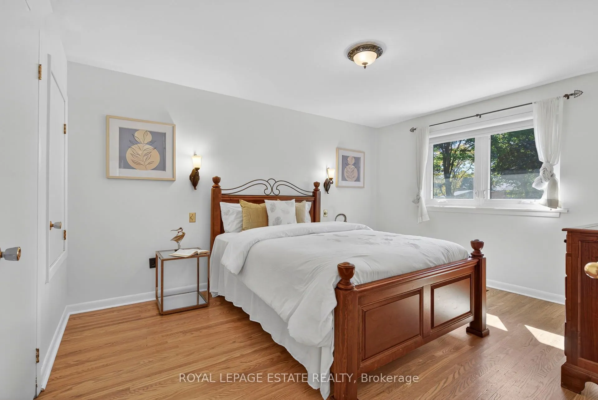 166 Kenvale Court