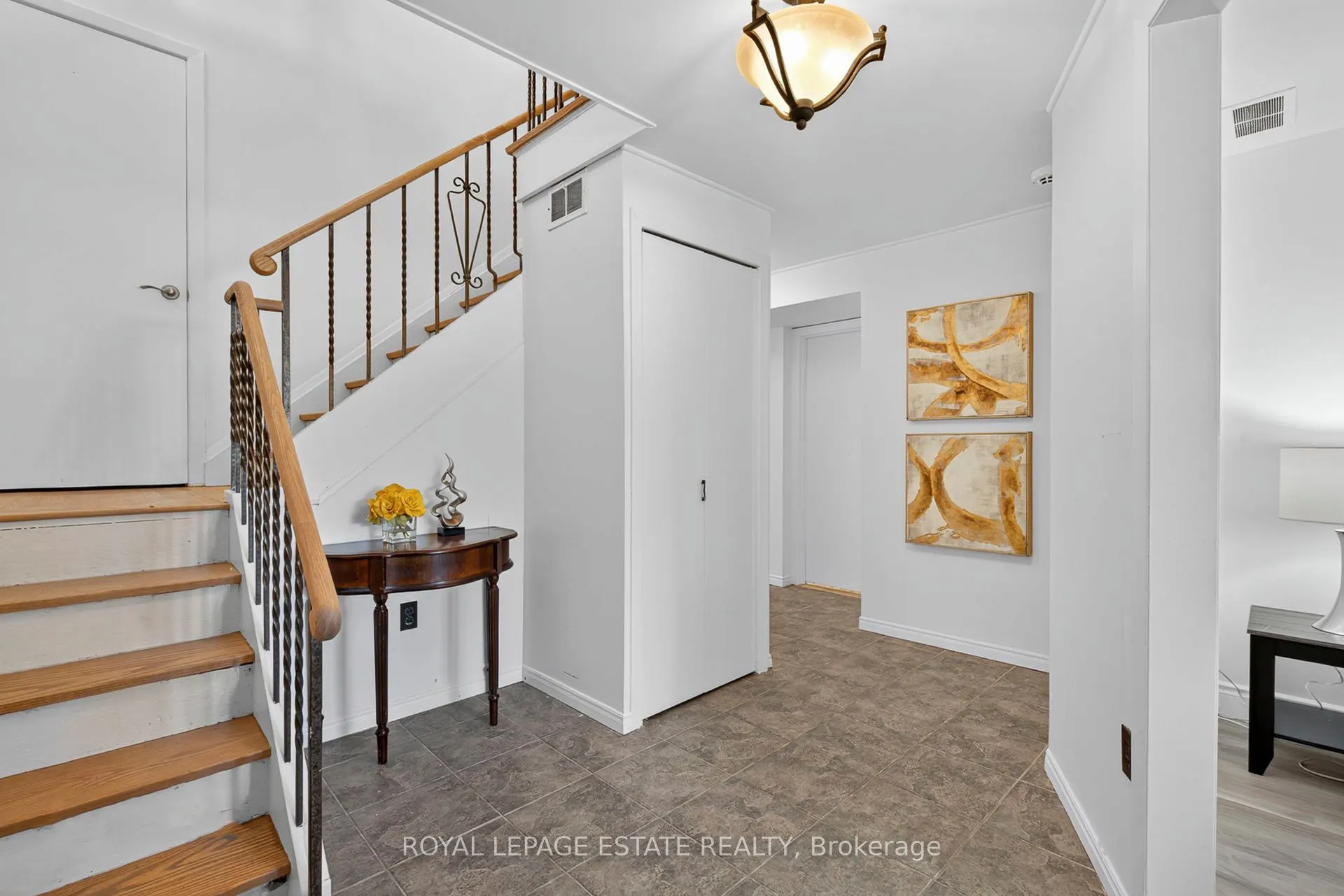 166 Kenvale Court