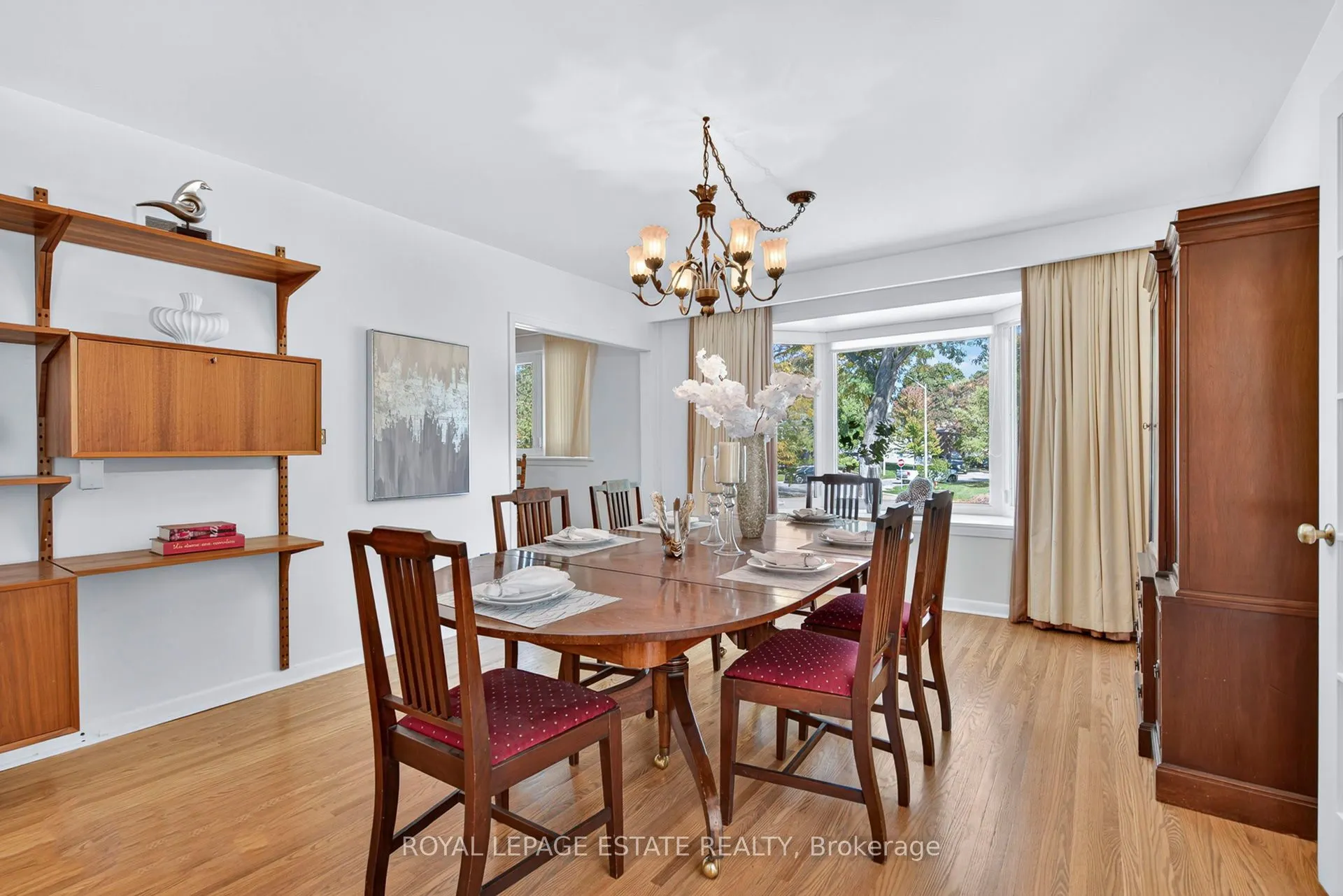 166 Kenvale Court