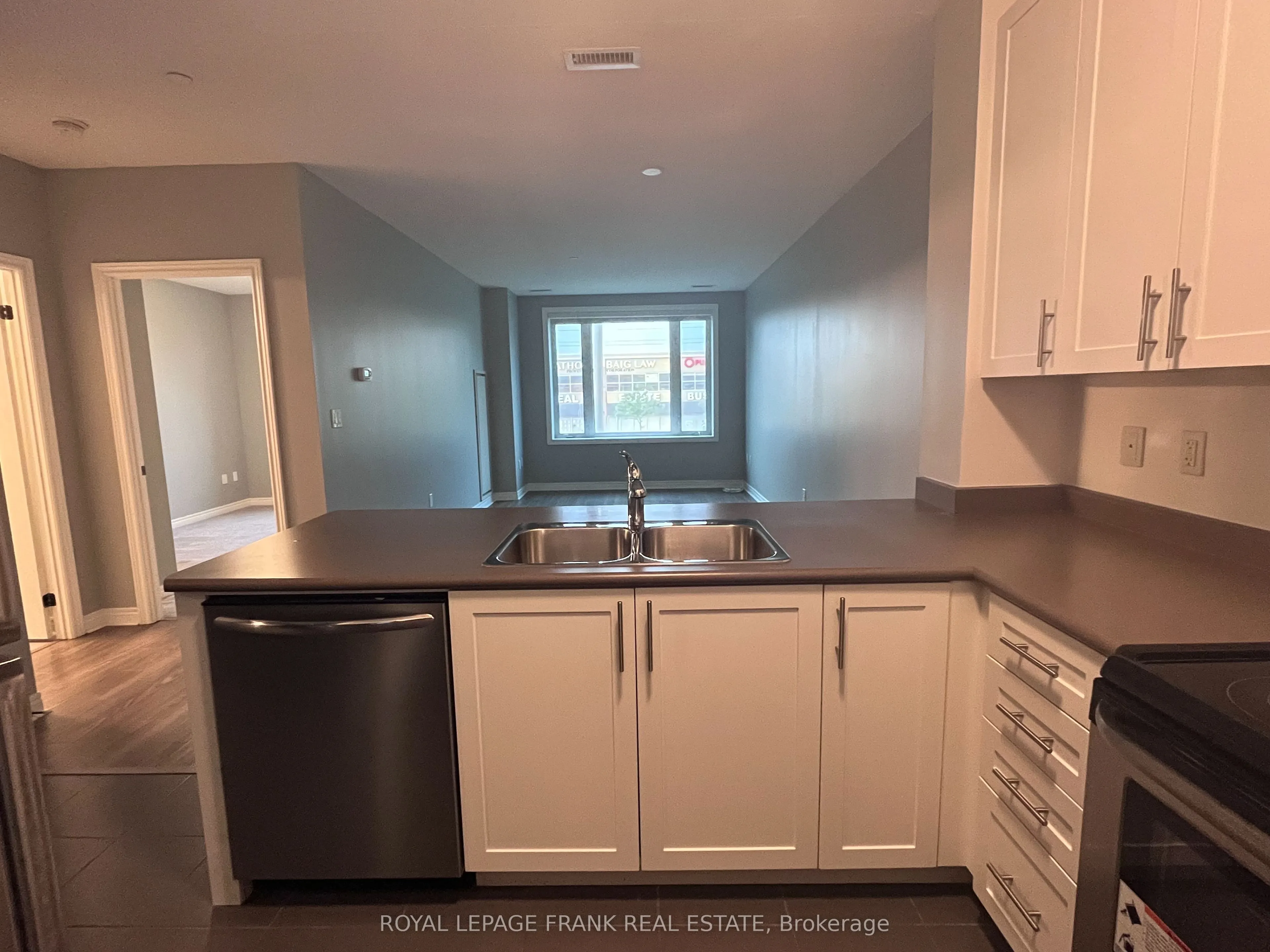 7400 Markham Road, #218