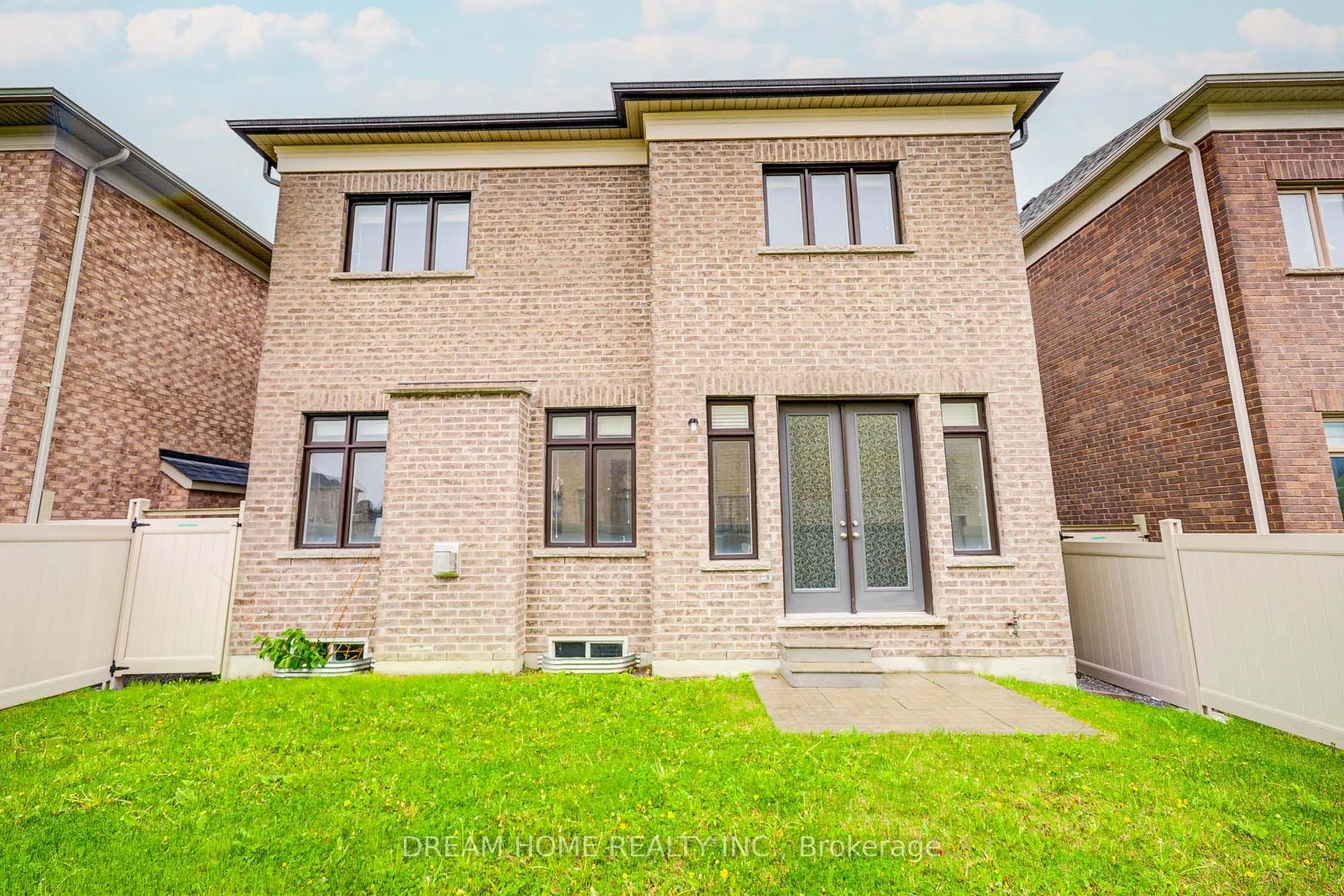 113 Botelho Circle
