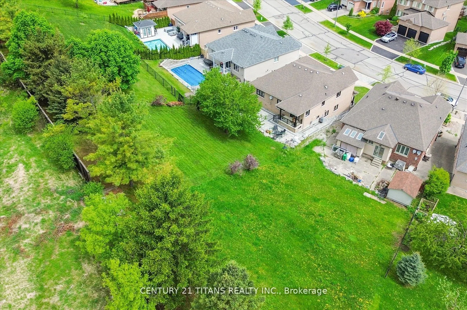 577 Royalpark Way