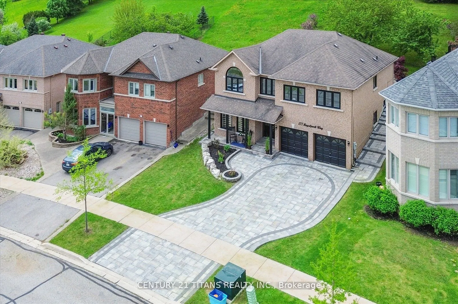 577 Royalpark Way