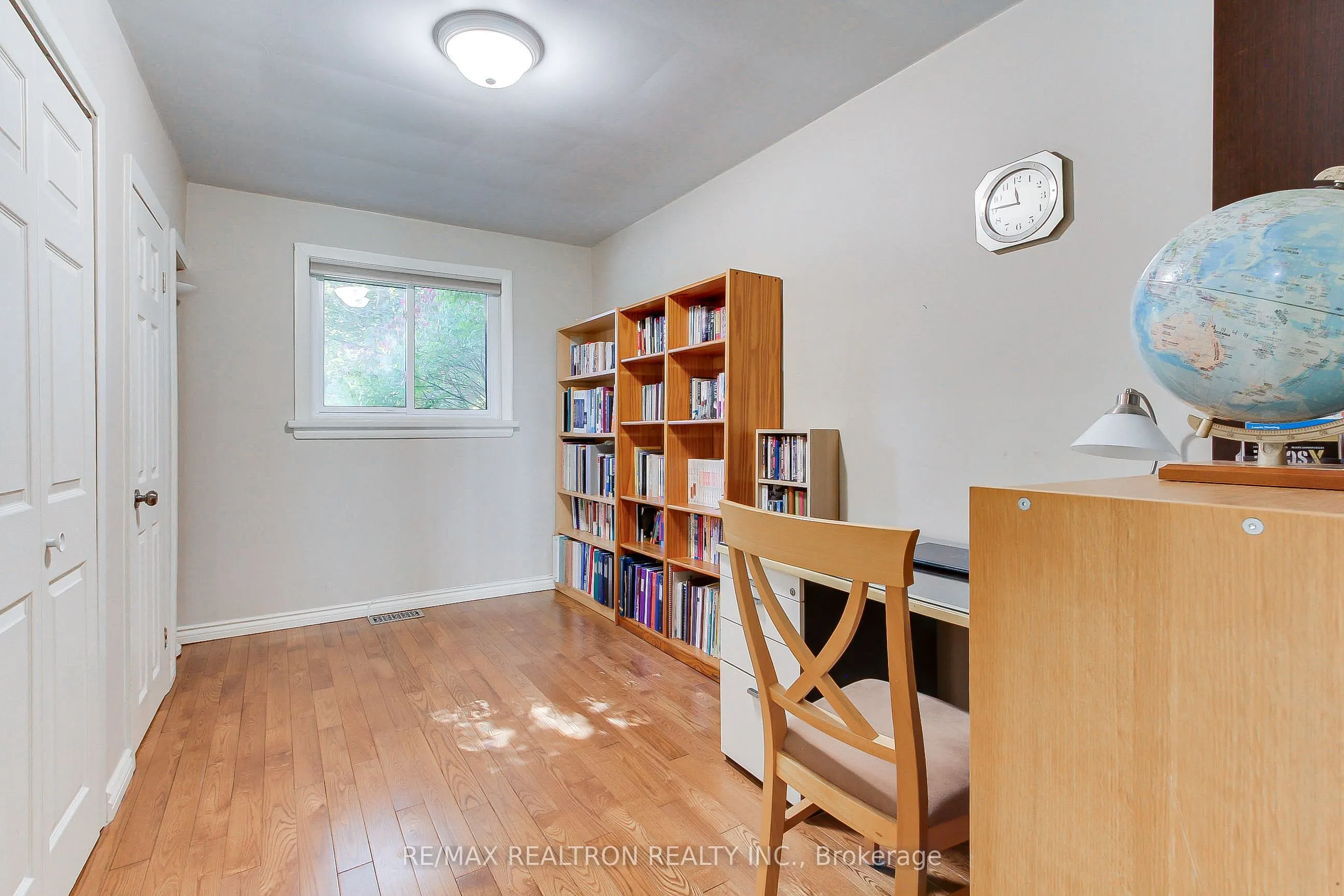 52 Farr Avenue
