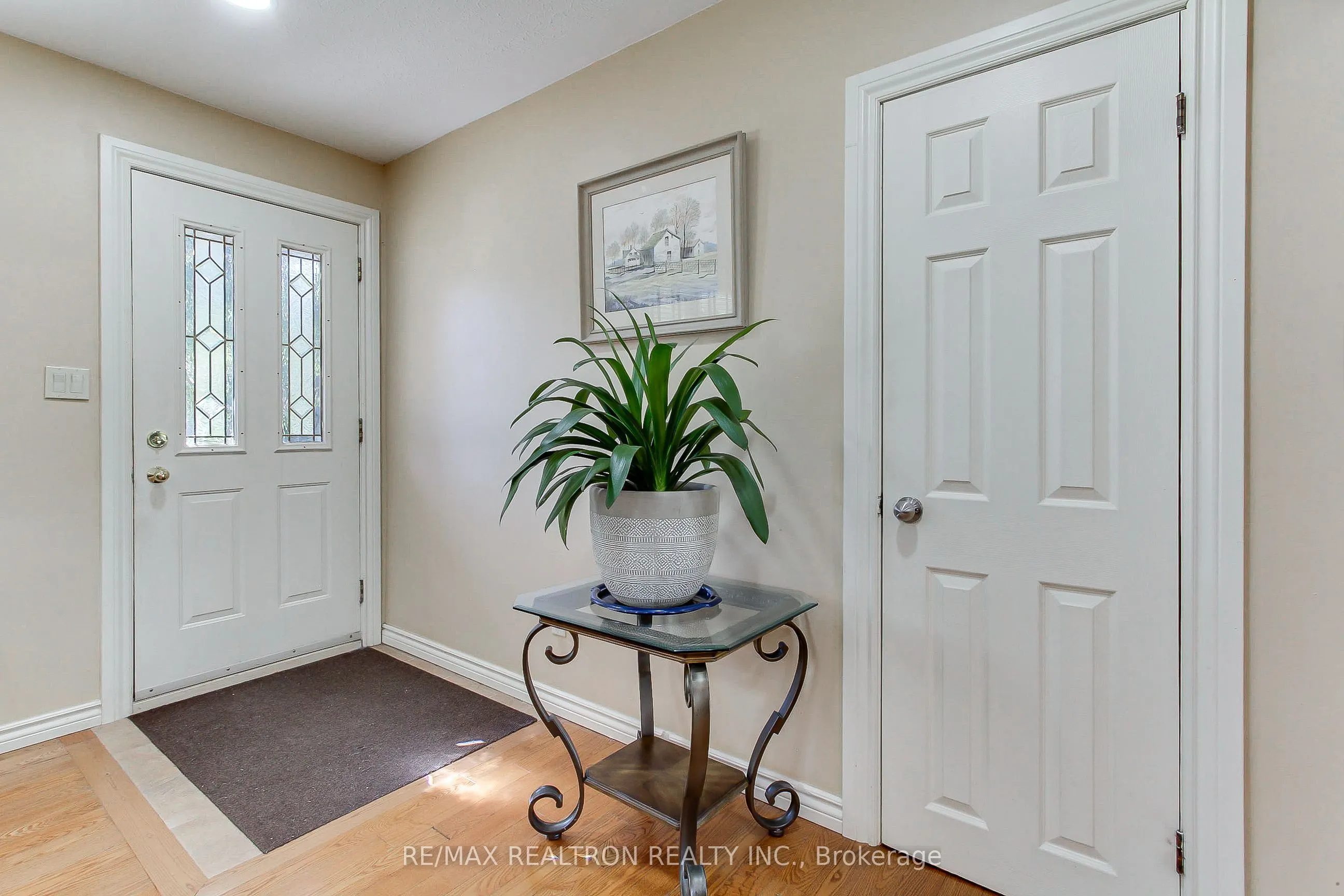 52 Farr Avenue