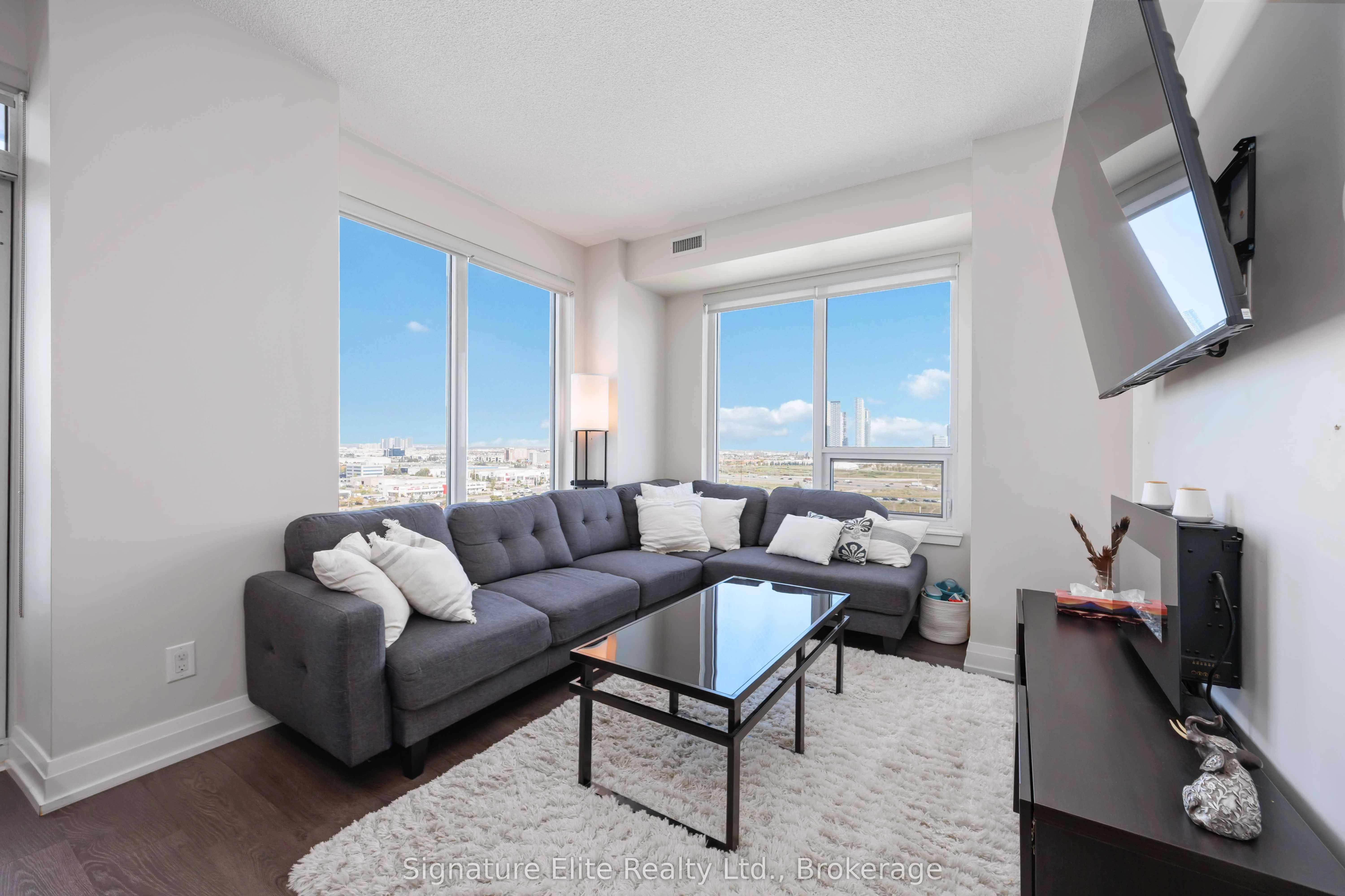3600 Highway 7 Road, #1205