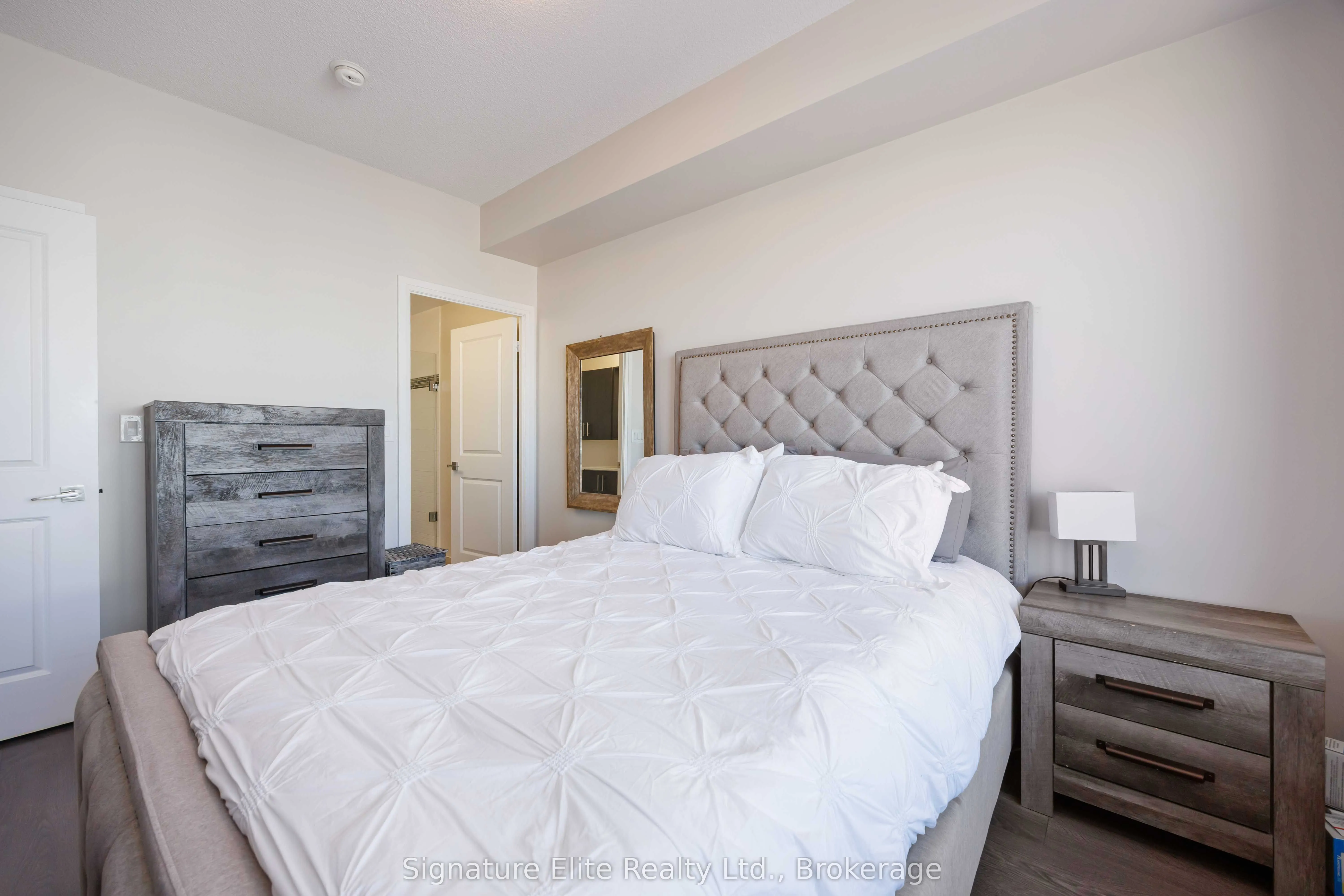 3600 Highway 7 Road, #1205
