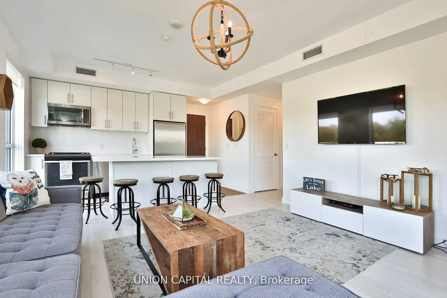 271 Sea Ray Avenue, #B212