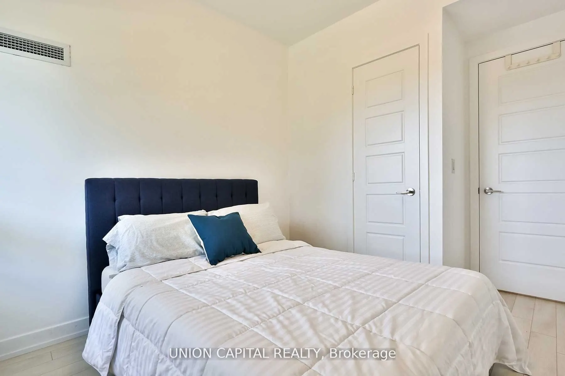 271 Sea Ray Avenue, #B212