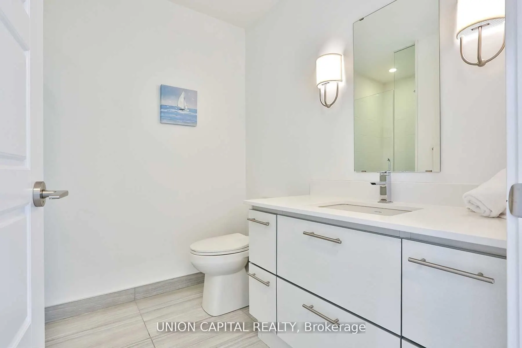 271 Sea Ray Avenue, #B212