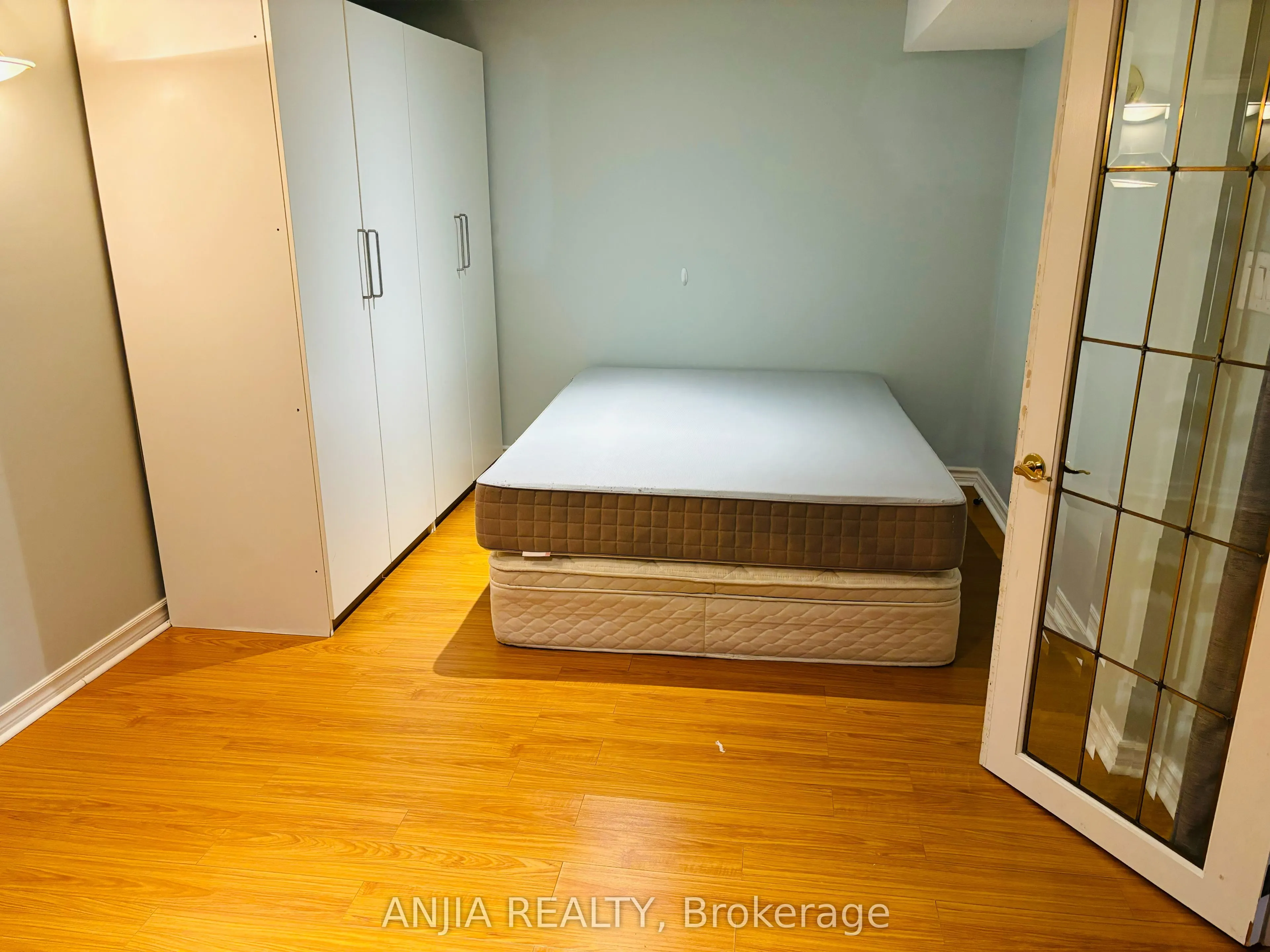 555 Raymerville Drive