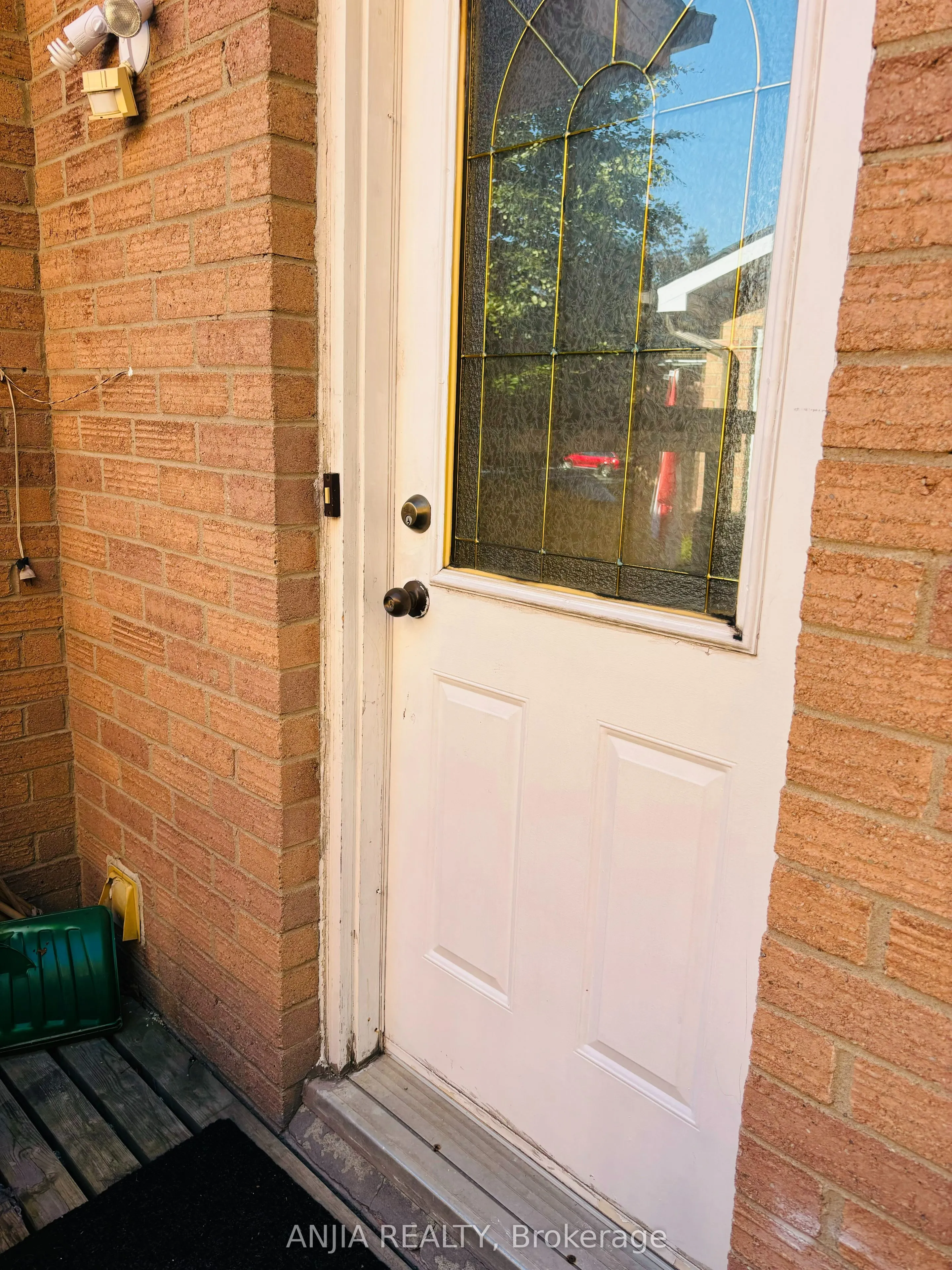 555 Raymerville Drive