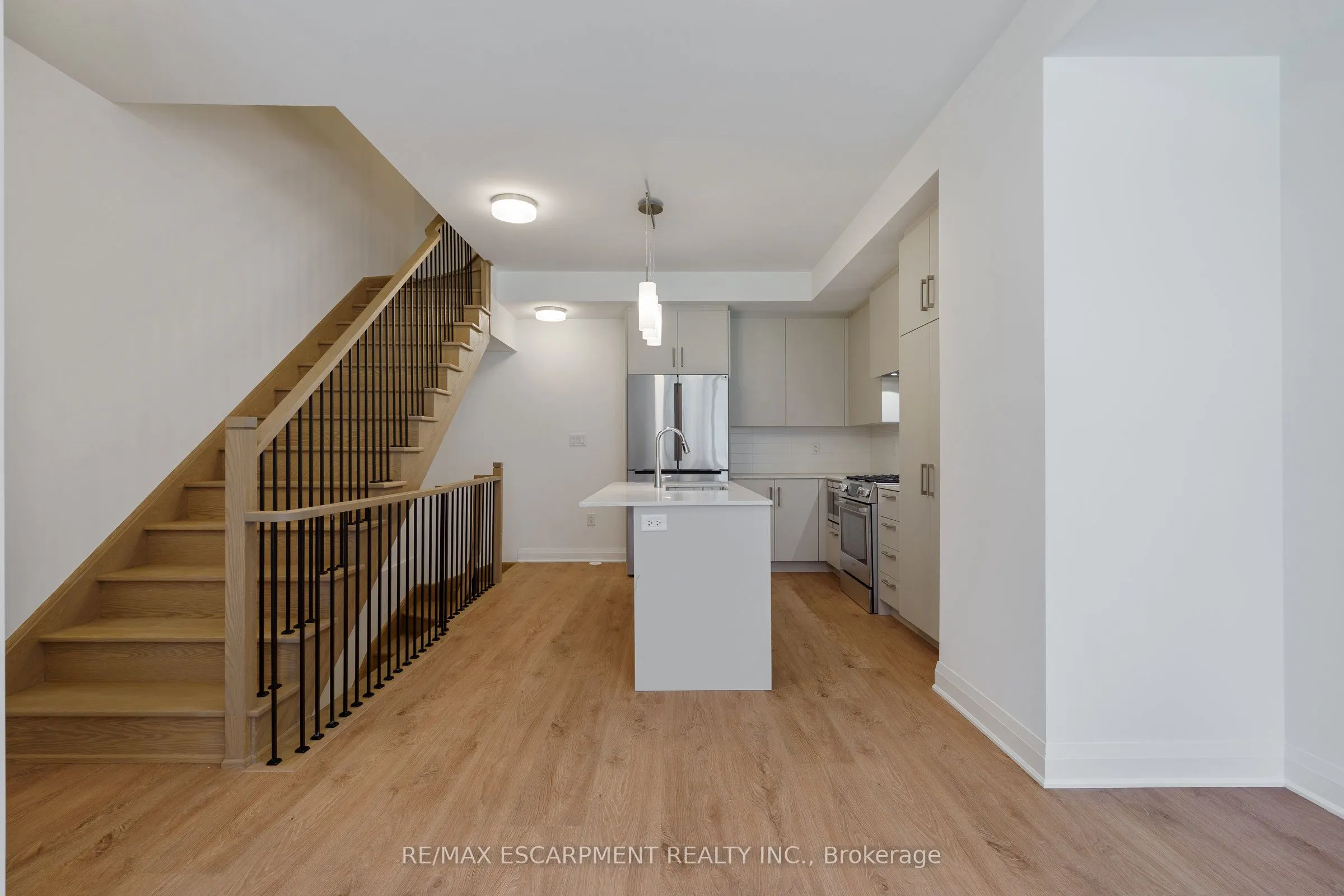 30 Burleigh Mews