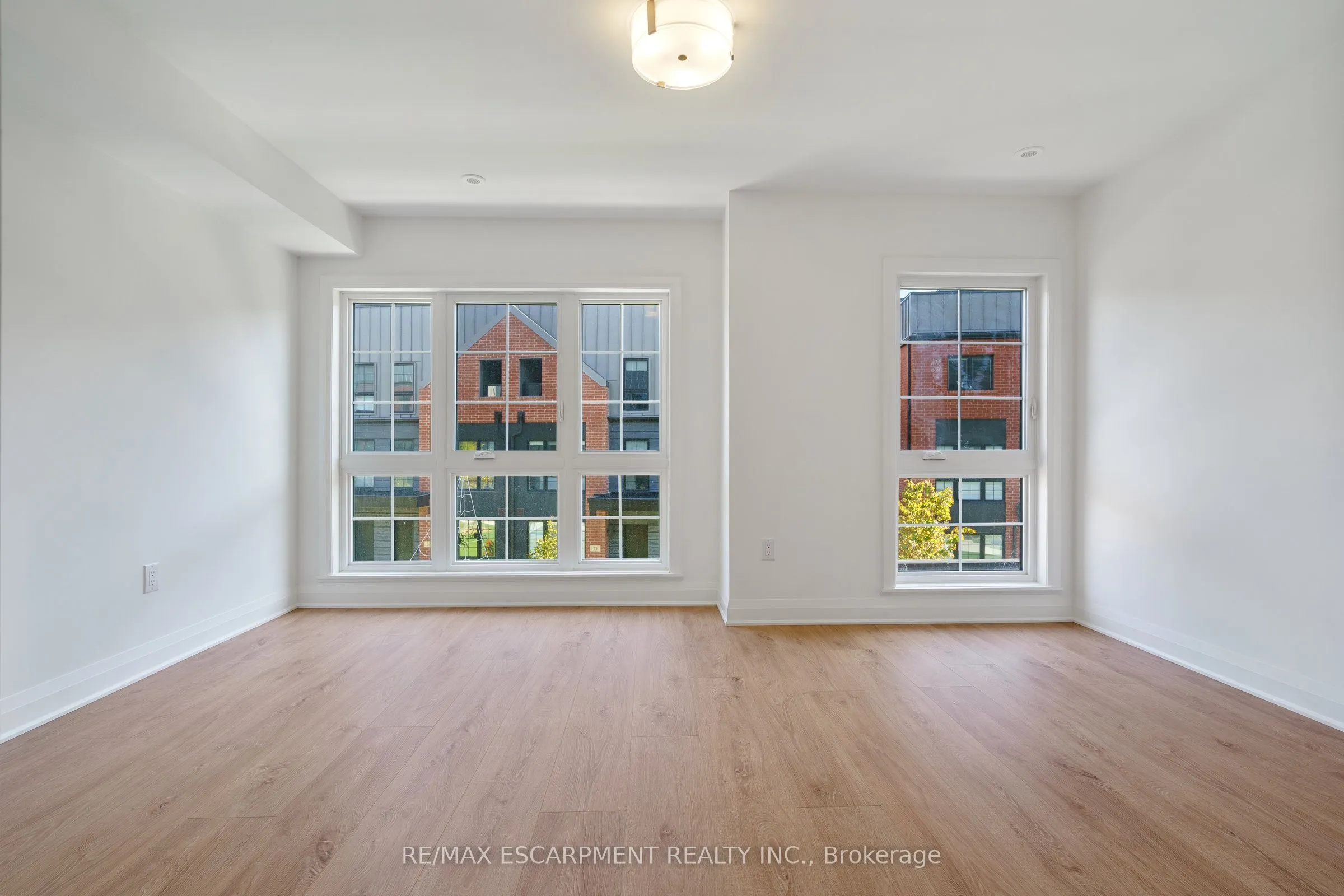 30 Burleigh Mews