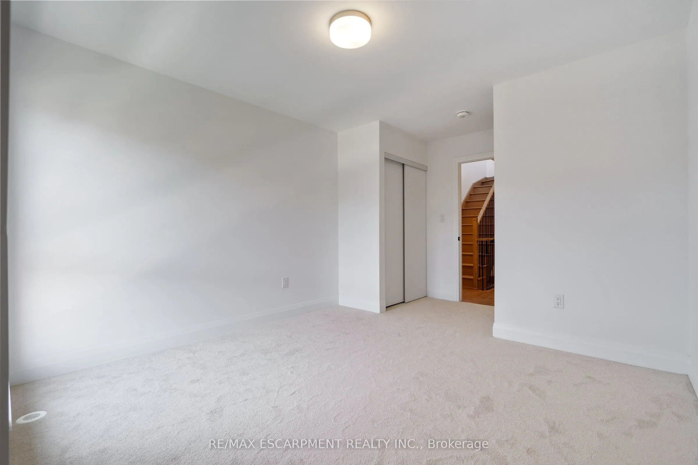 30 Burleigh Mews