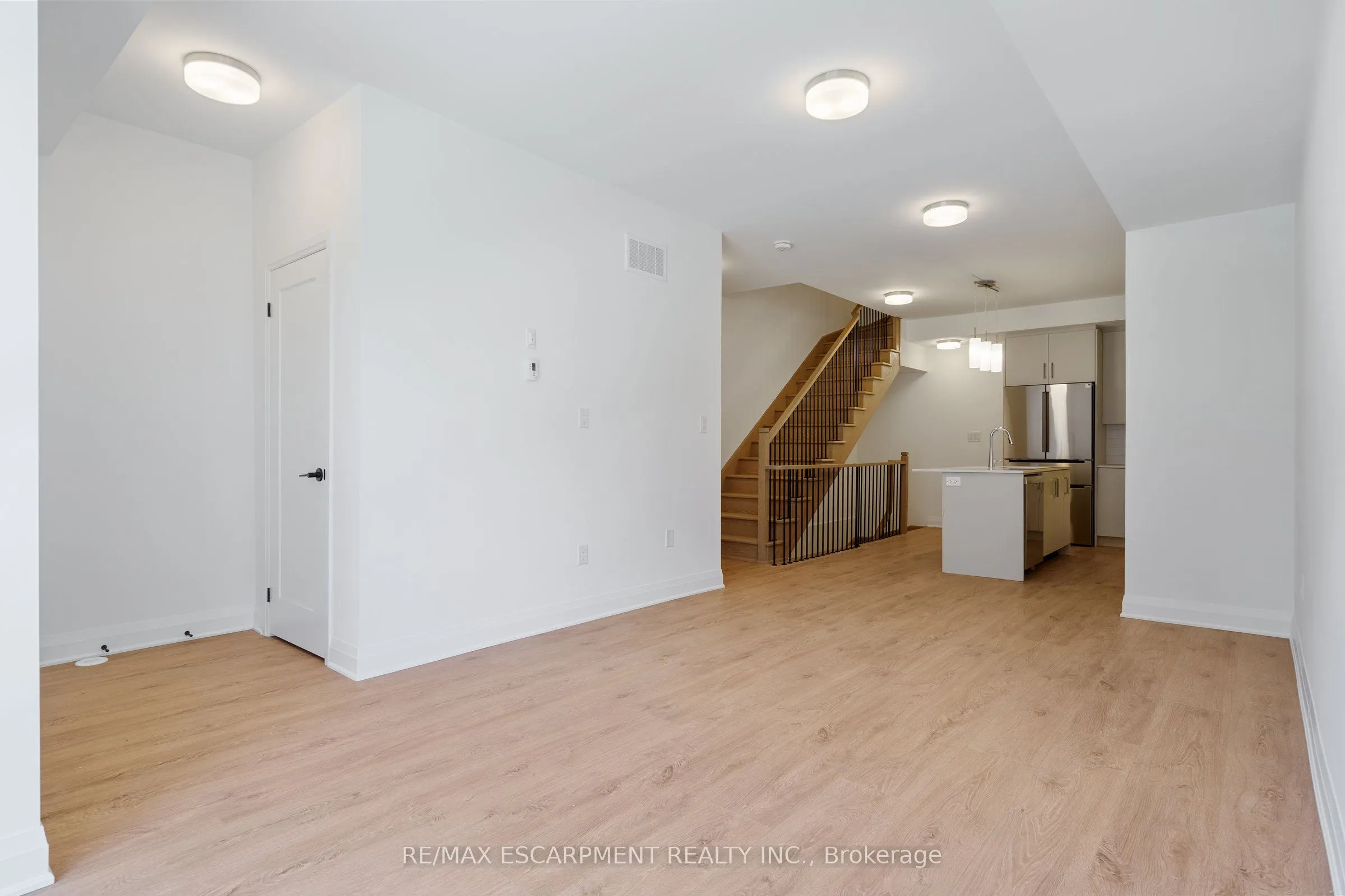 30 Burleigh Mews